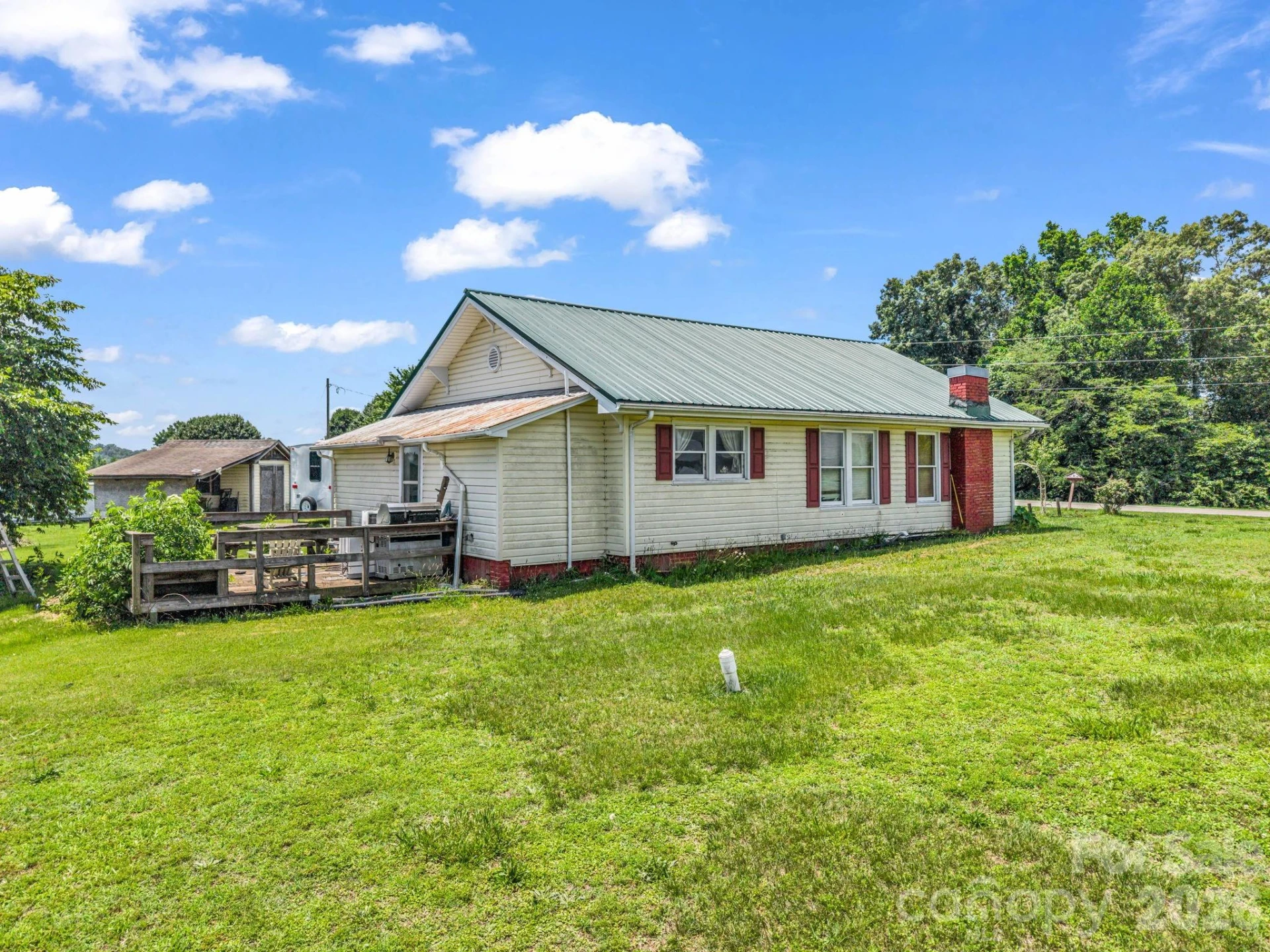 1740 Baber Road - Photo 3