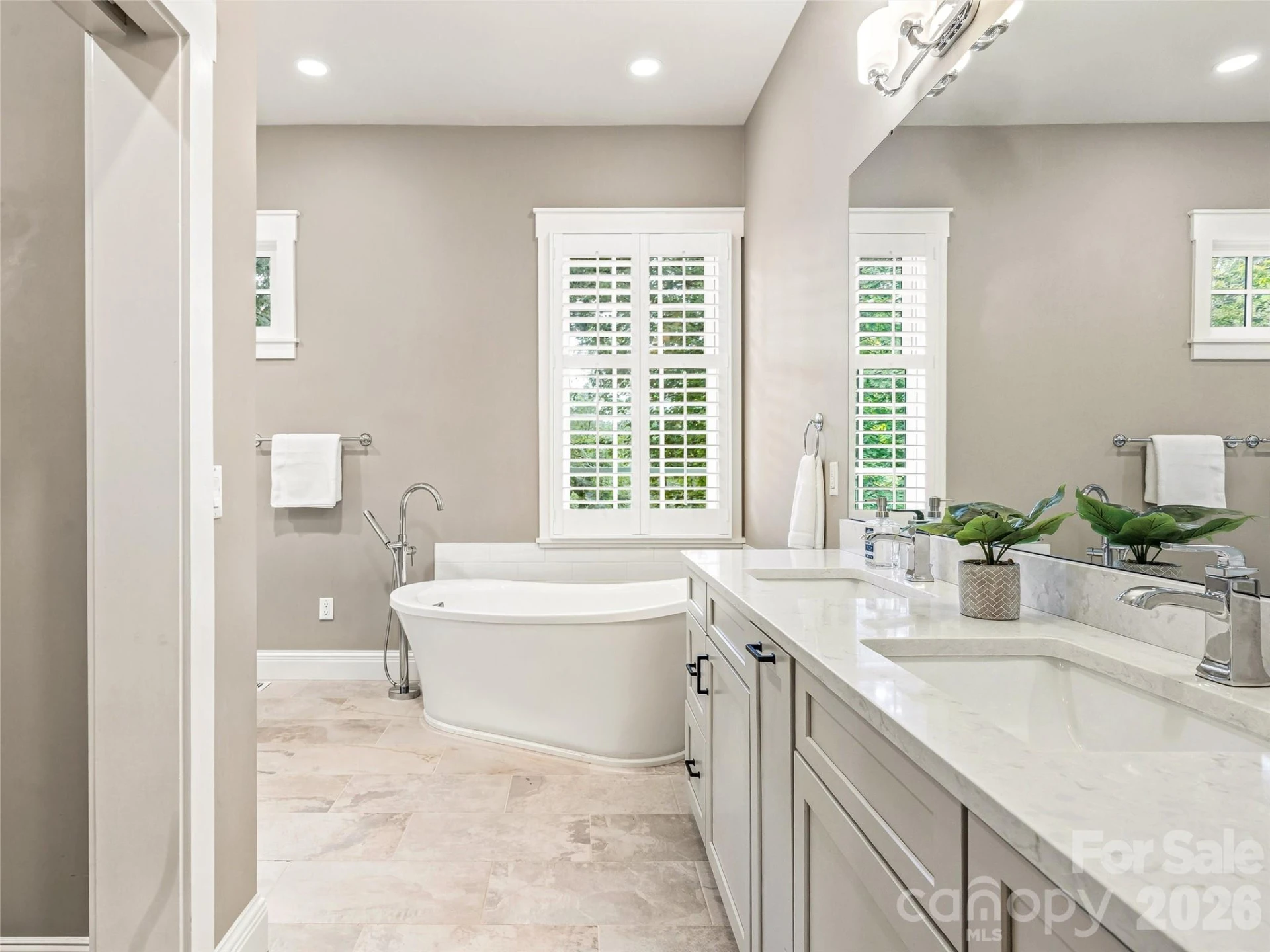 1 Cedar Chine Drive - Photo 25