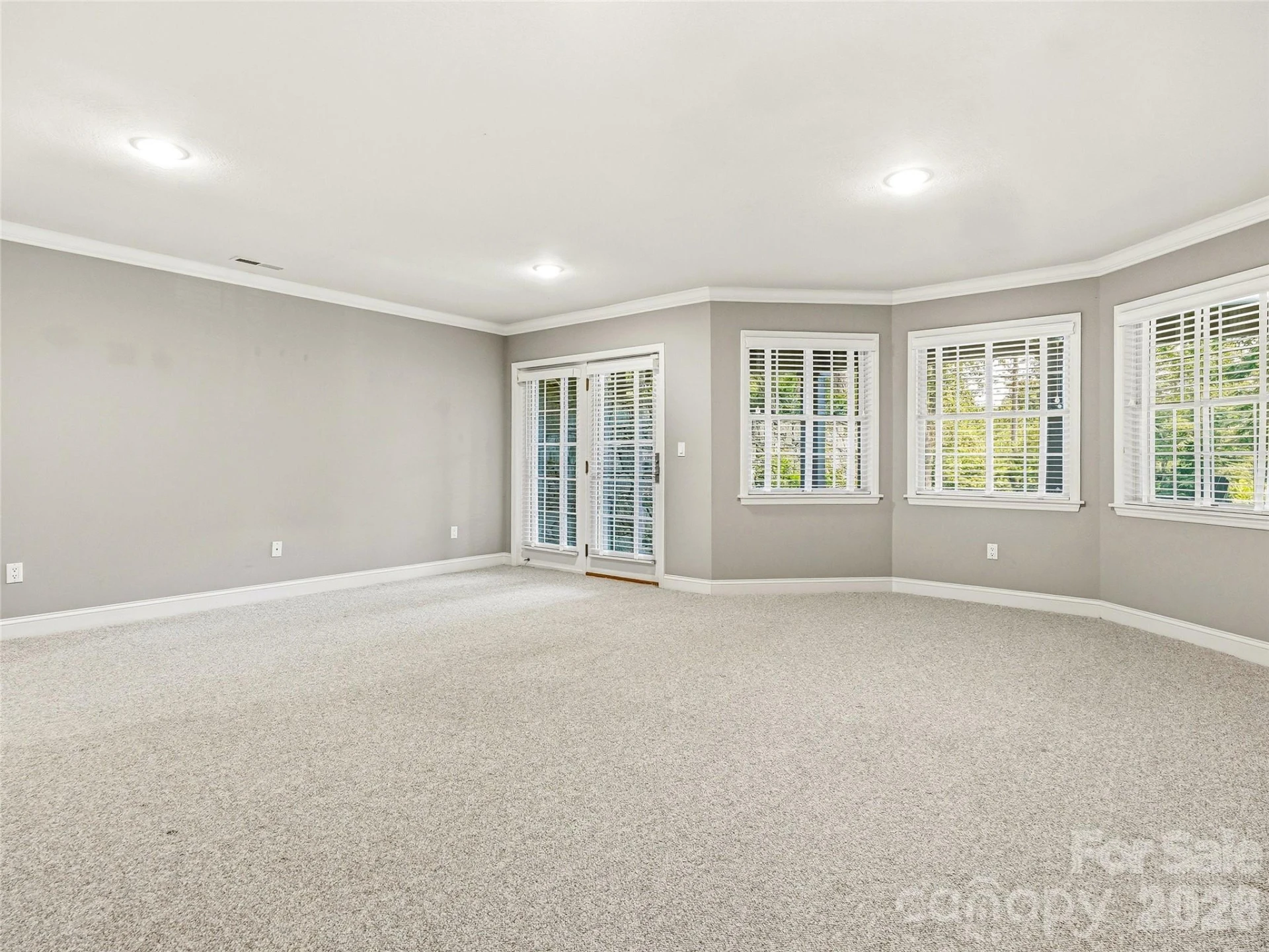 1 Cedar Chine Drive - Photo 38