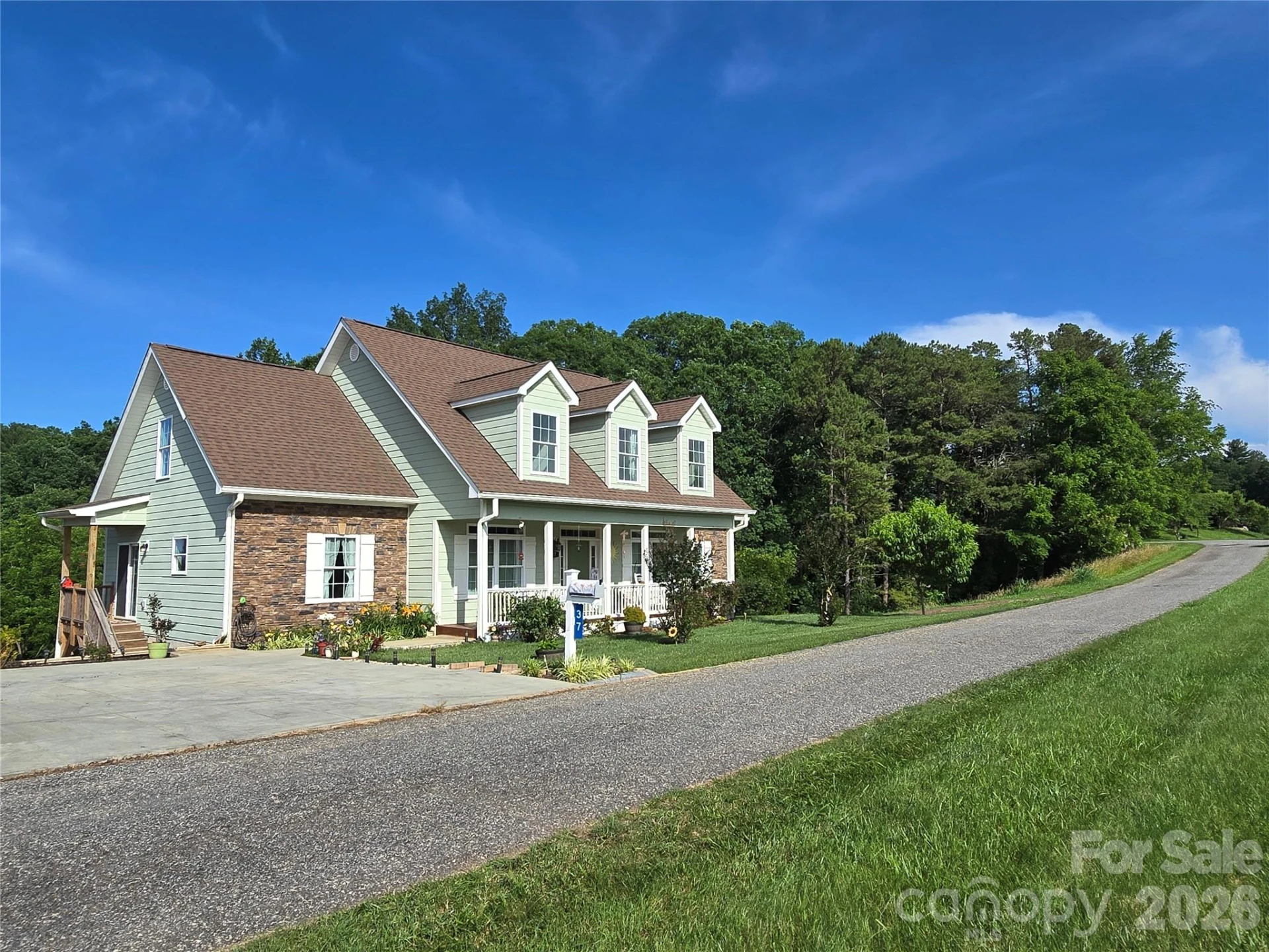 37 Justice Drive - Photo 16
