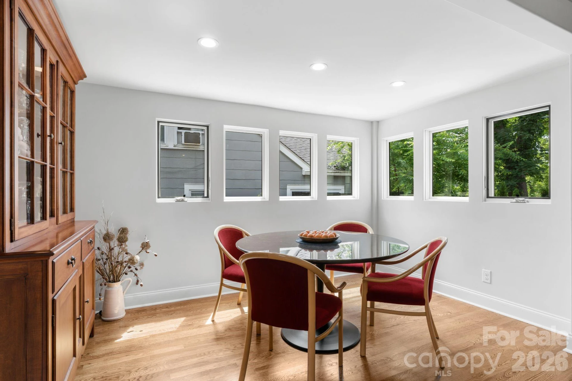 664 Lakeshore Drive - Photo 18