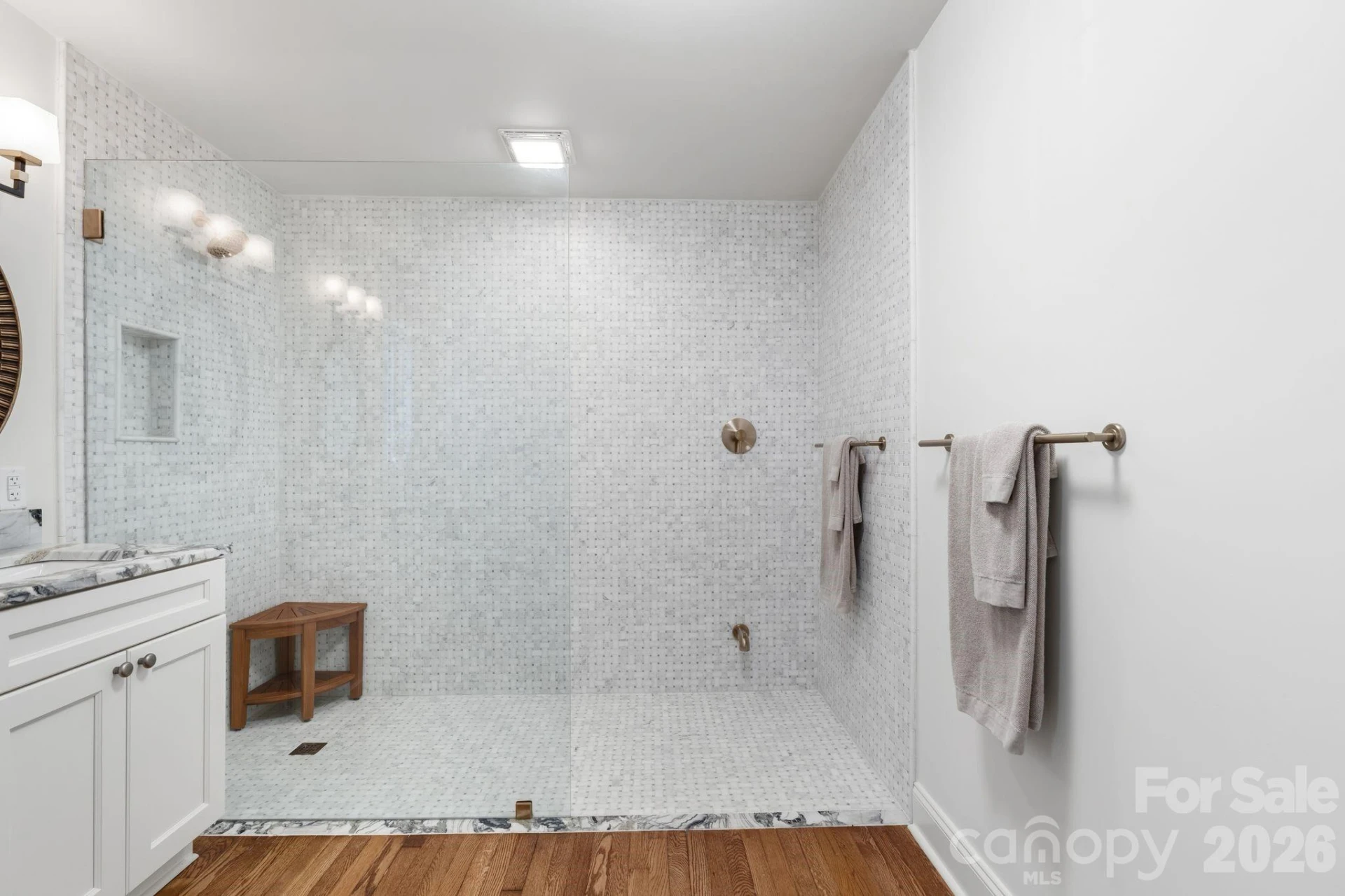 664 Lakeshore Drive - Photo 23