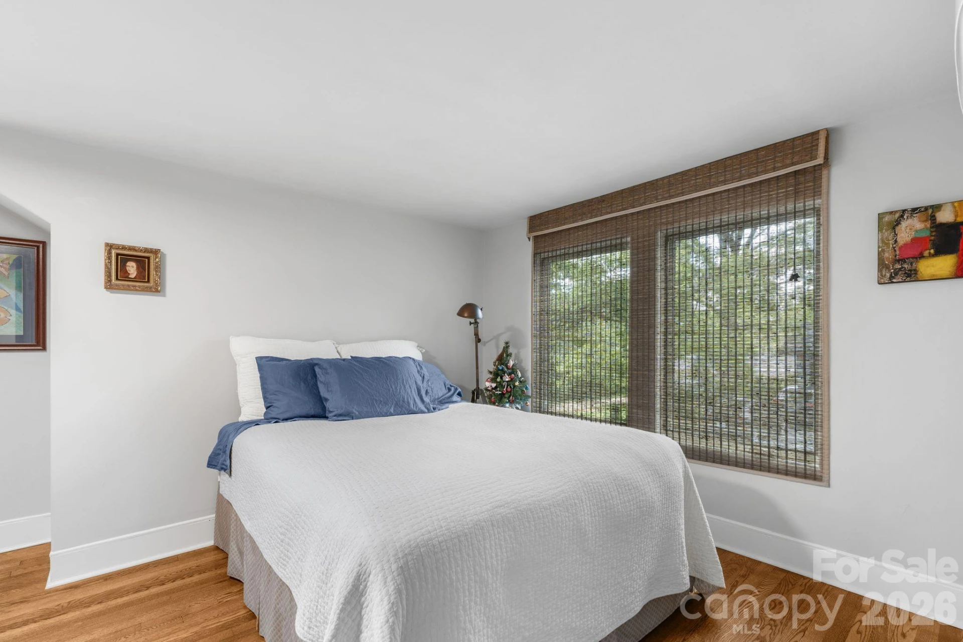 664 Lakeshore Drive - Photo 32