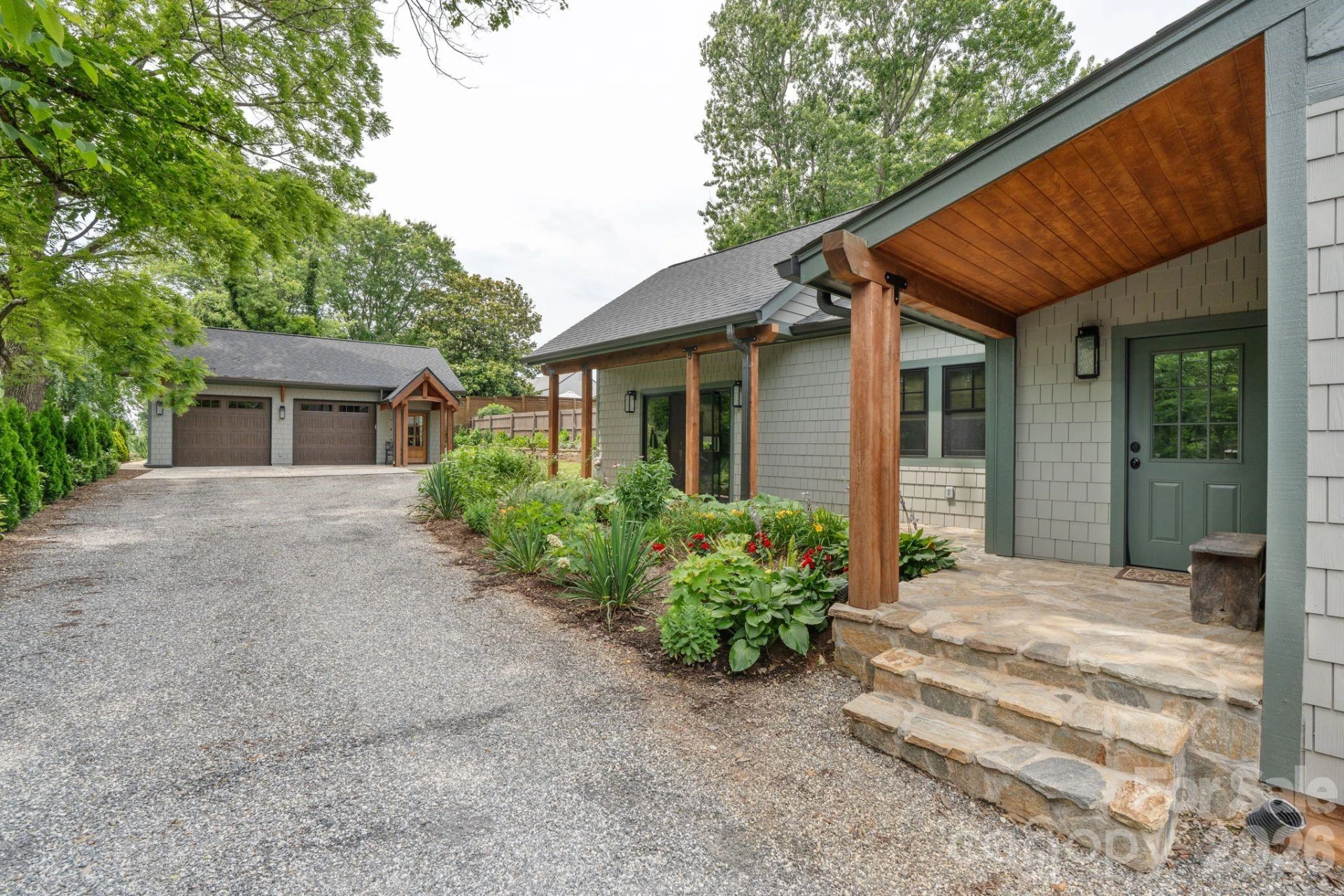 664 Lakeshore Drive - Photo 35