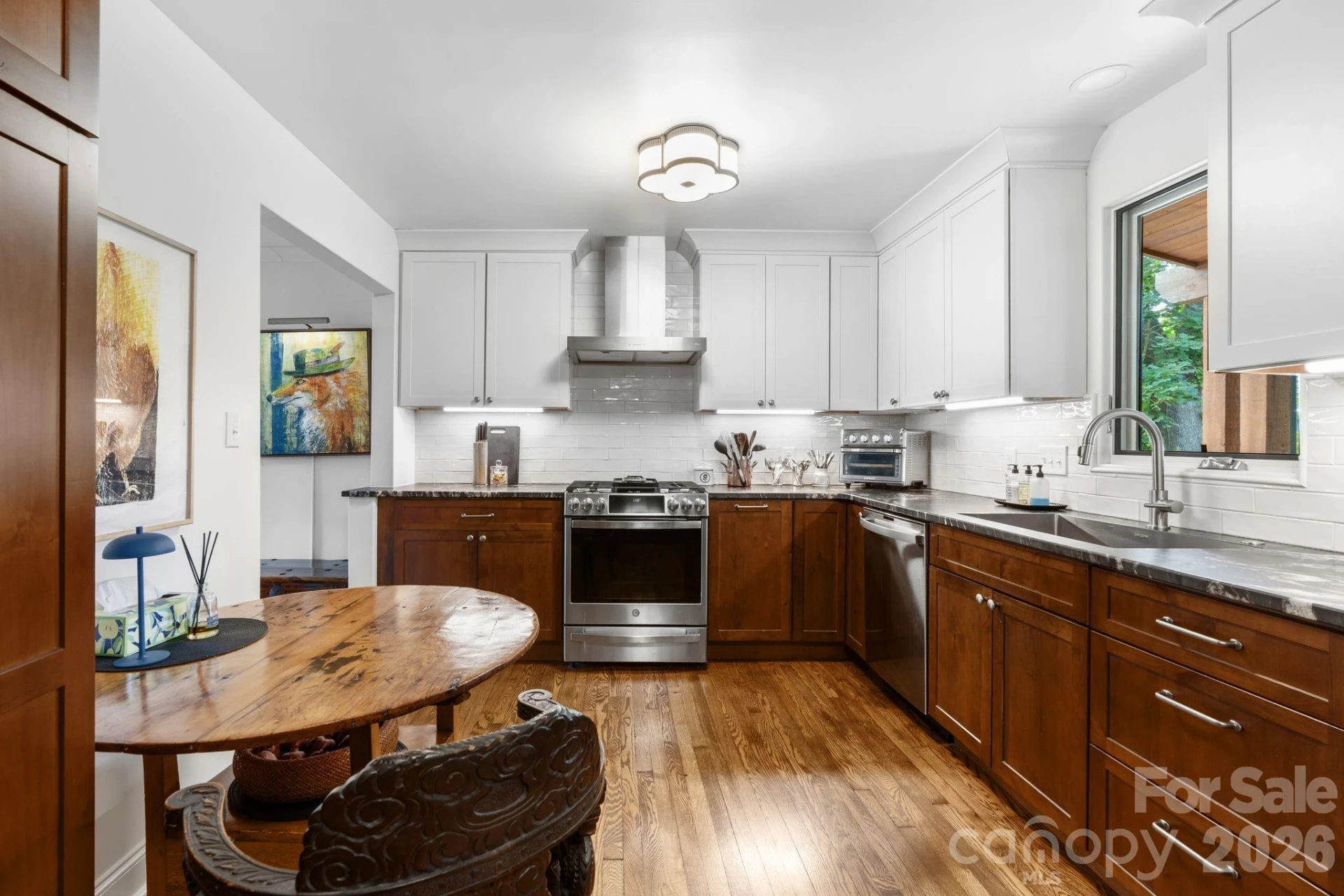 664 Lakeshore Drive - Photo 6