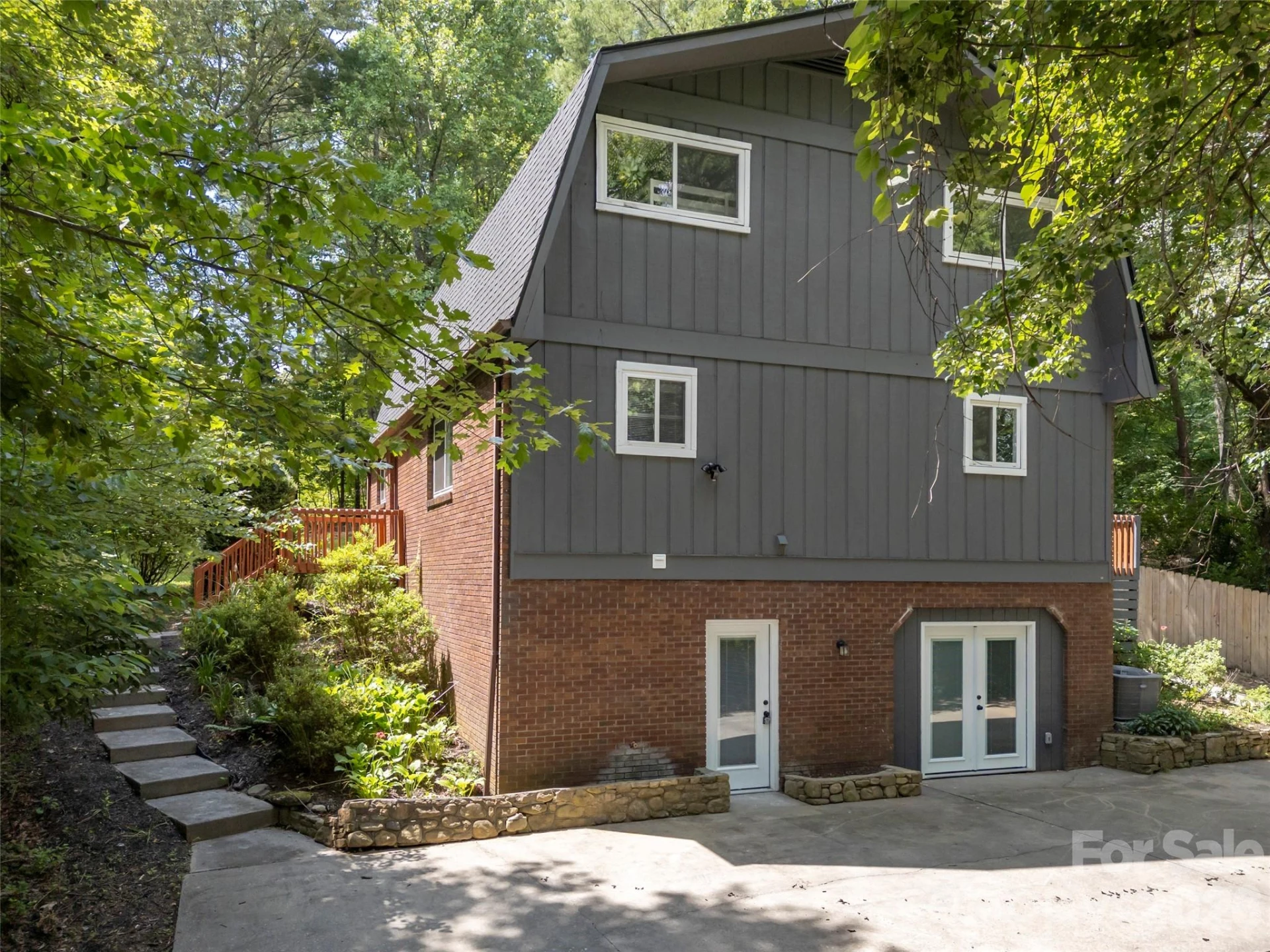 3276 Howard Gap Road - Photo 2