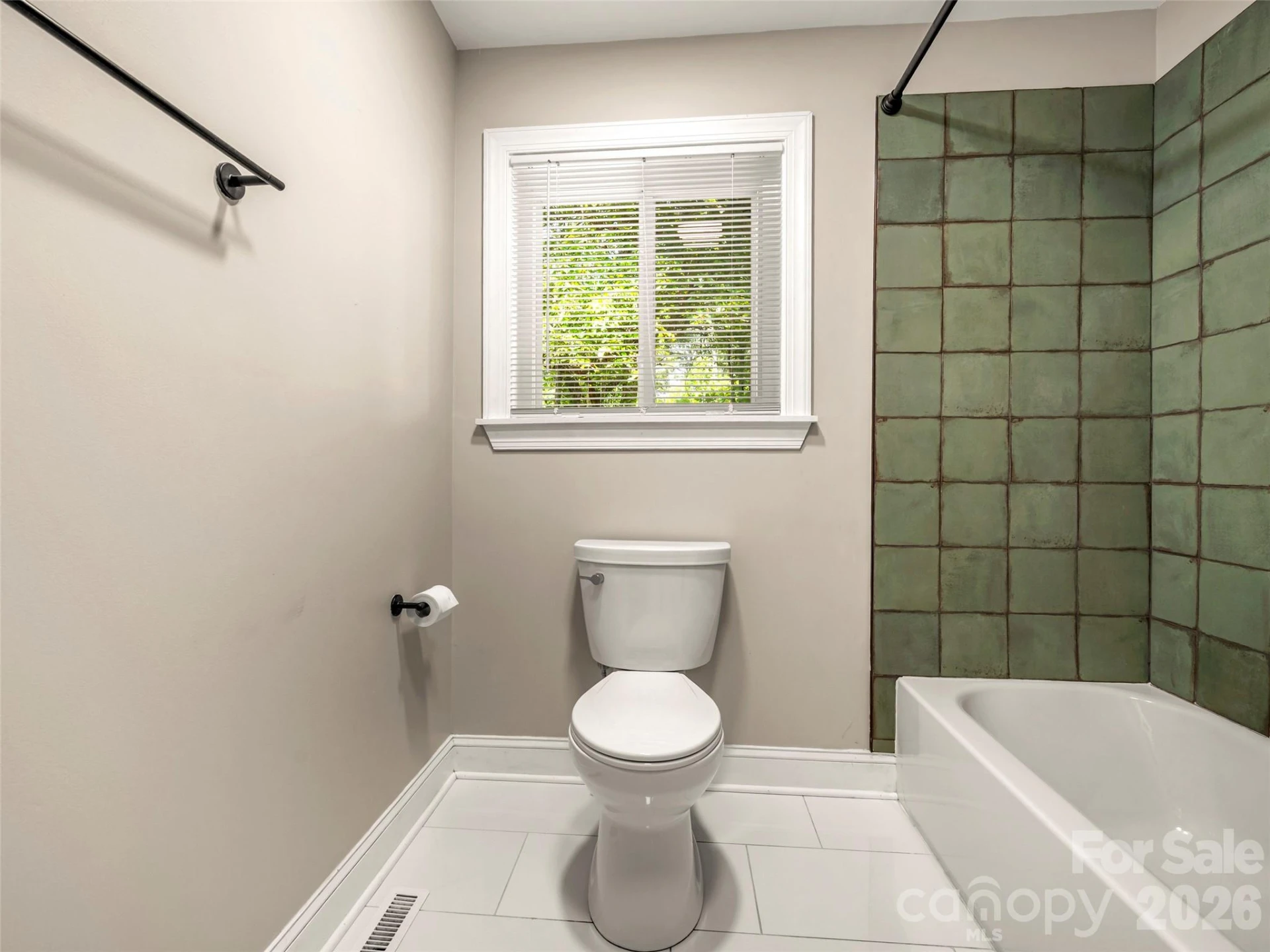 3276 Howard Gap Road - Photo 26