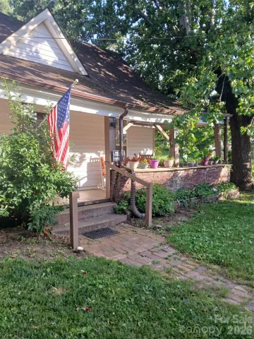 344 W Haywood Street