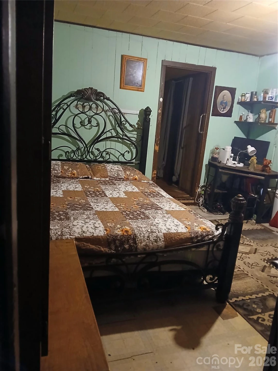 344 W Haywood Street - Photo 16