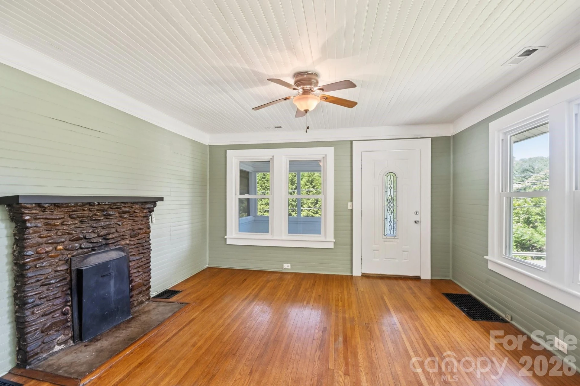 441 Main Street - Photo 3