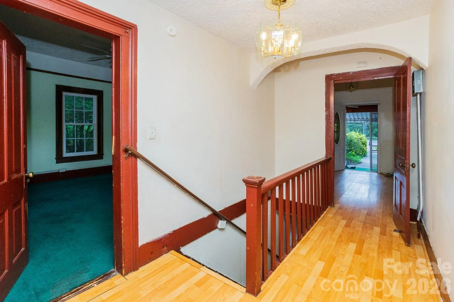 91 Clingman Avenue - Photo 8