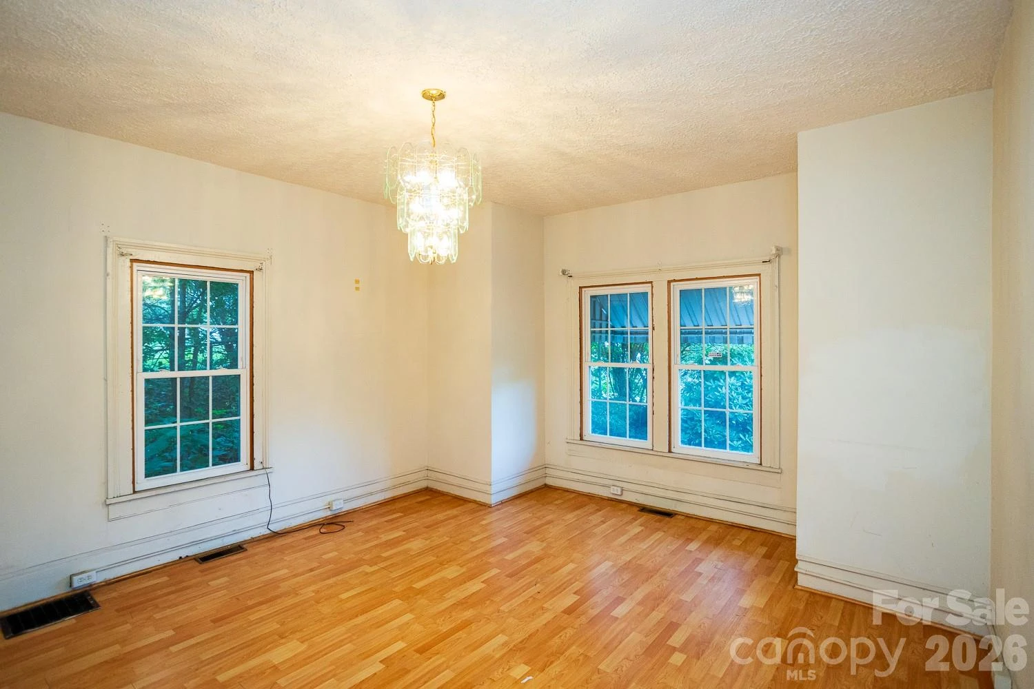 91 Clingman Avenue - Photo 9