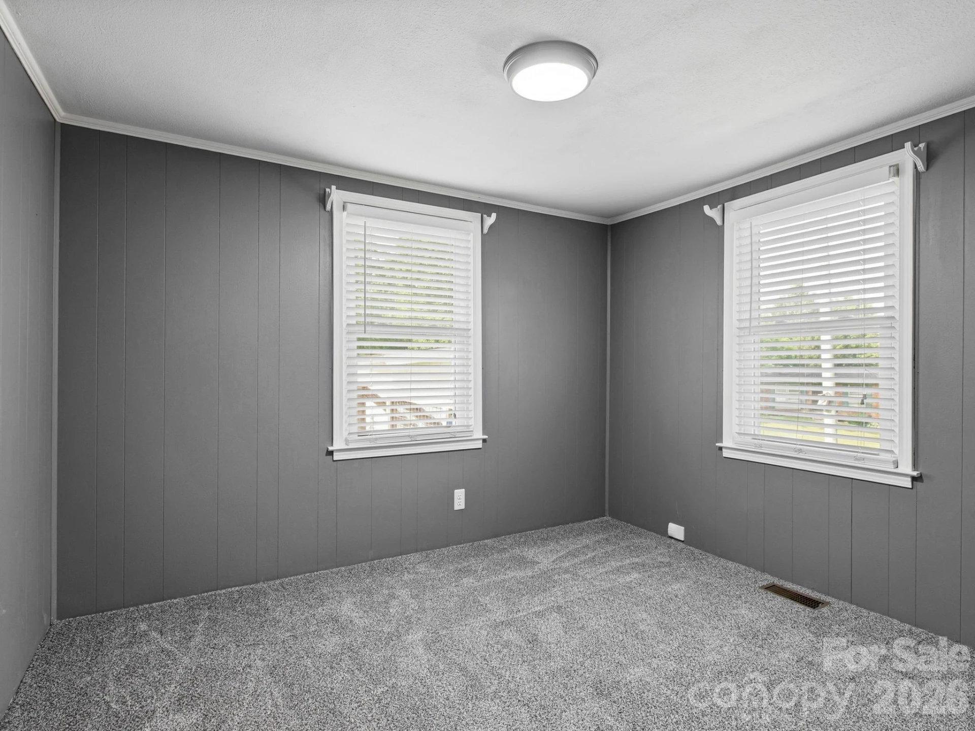 407 Hall Street - Photo 17
