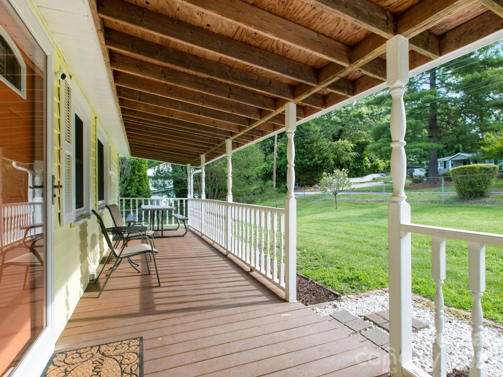 407 Hall Street - Photo 5