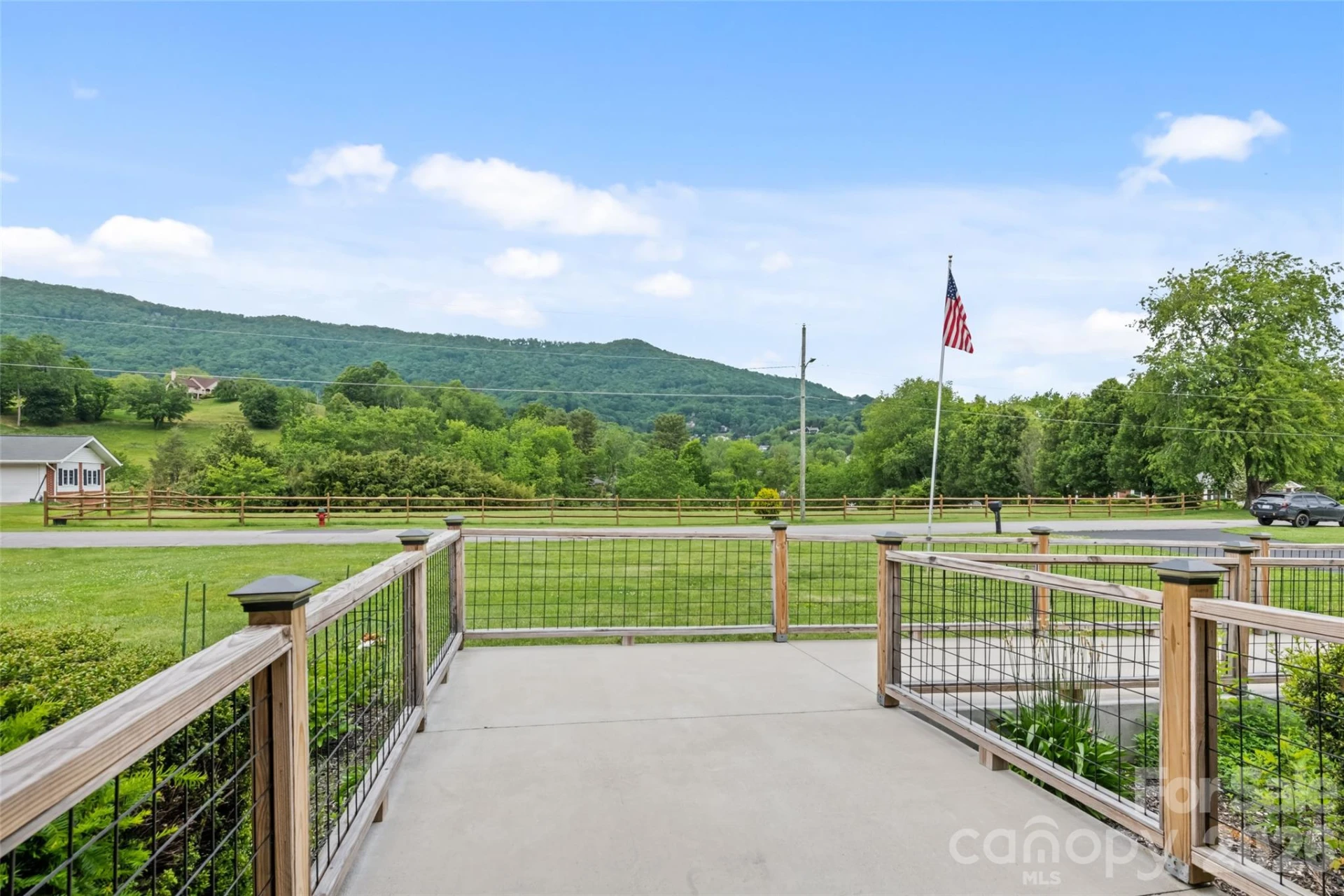 225 Valley View Terrace - Photo 2