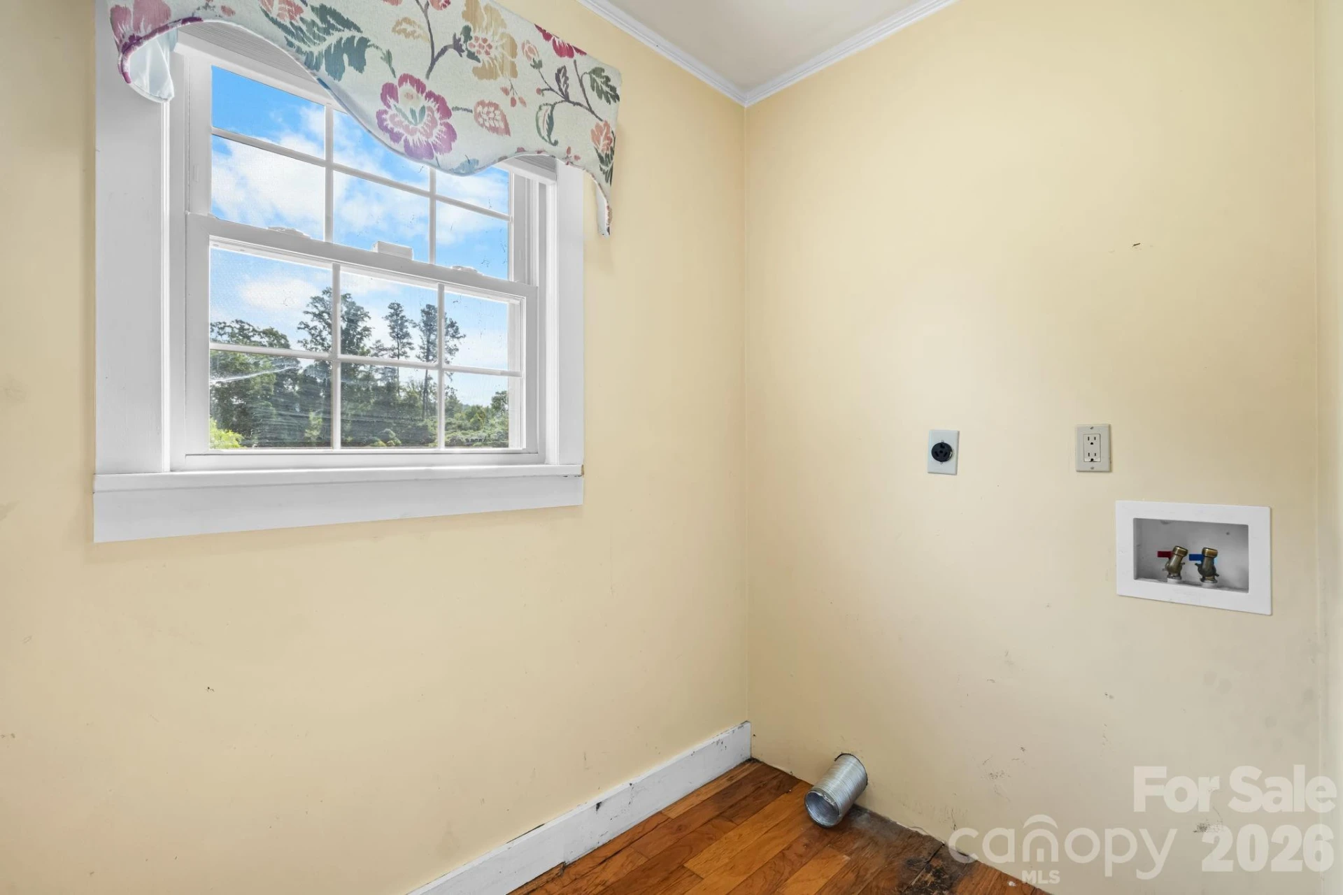 15 6th Em Street - Photo 18
