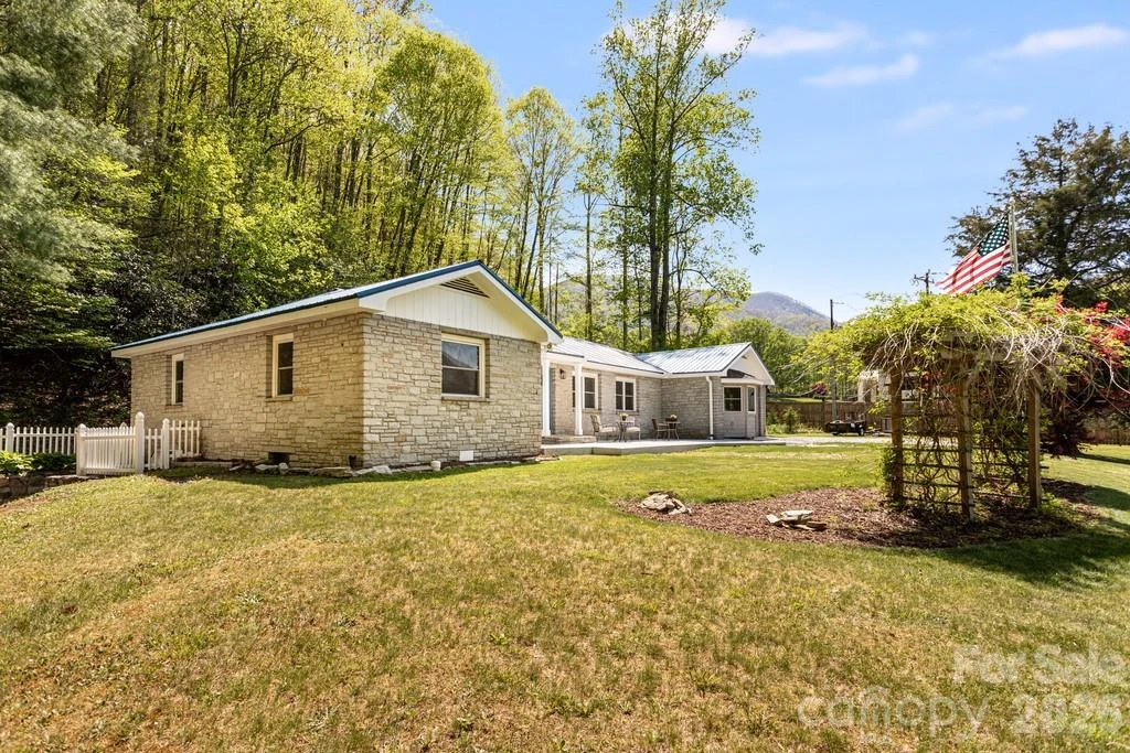 2629 Soco Road - Photo 36