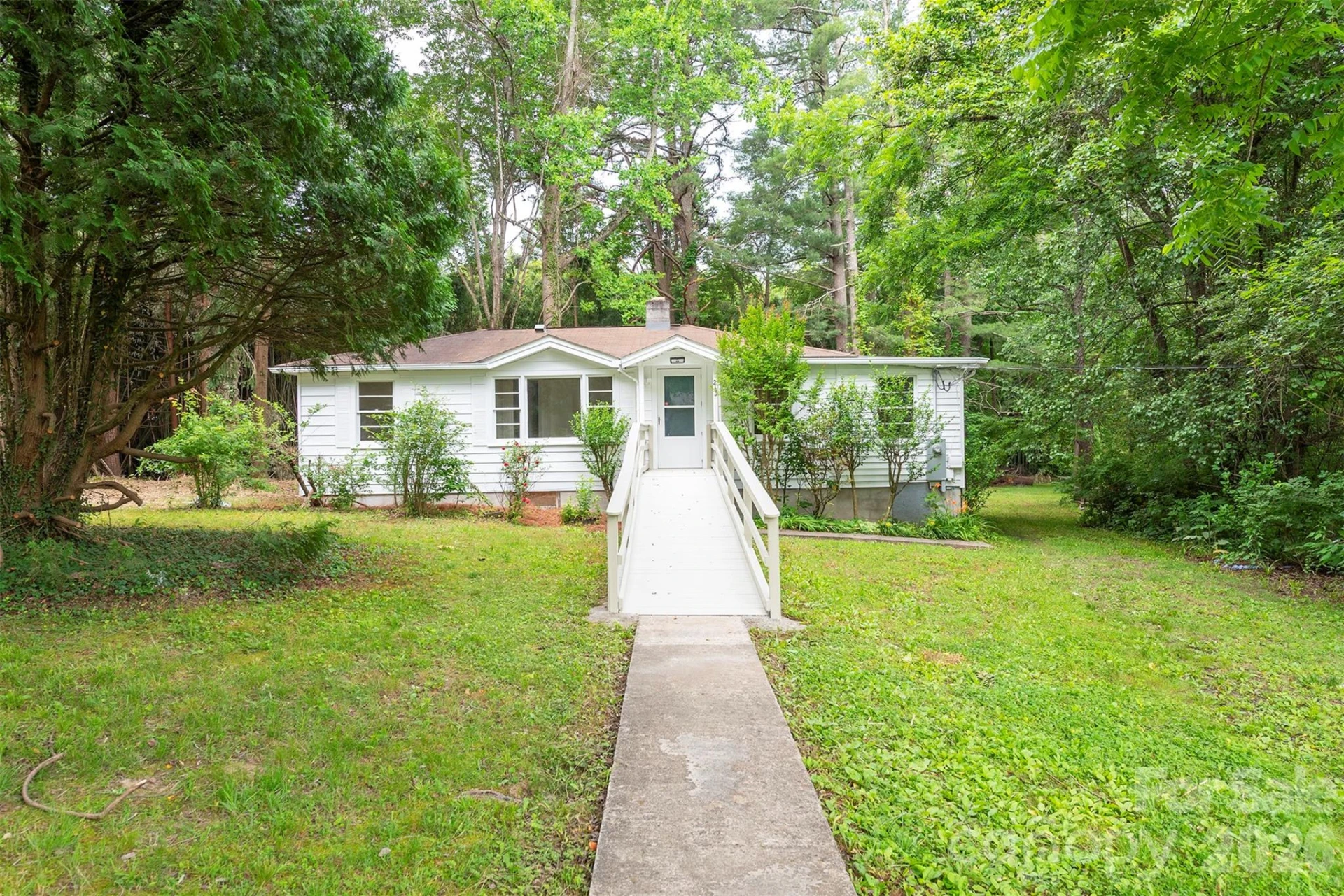 215 Merchant Street #2 - Photo 4