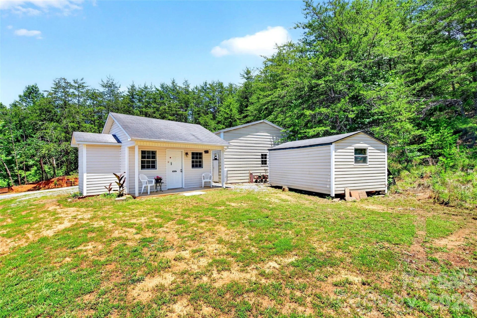 1076 Grays Creek Church Road - Photo 37