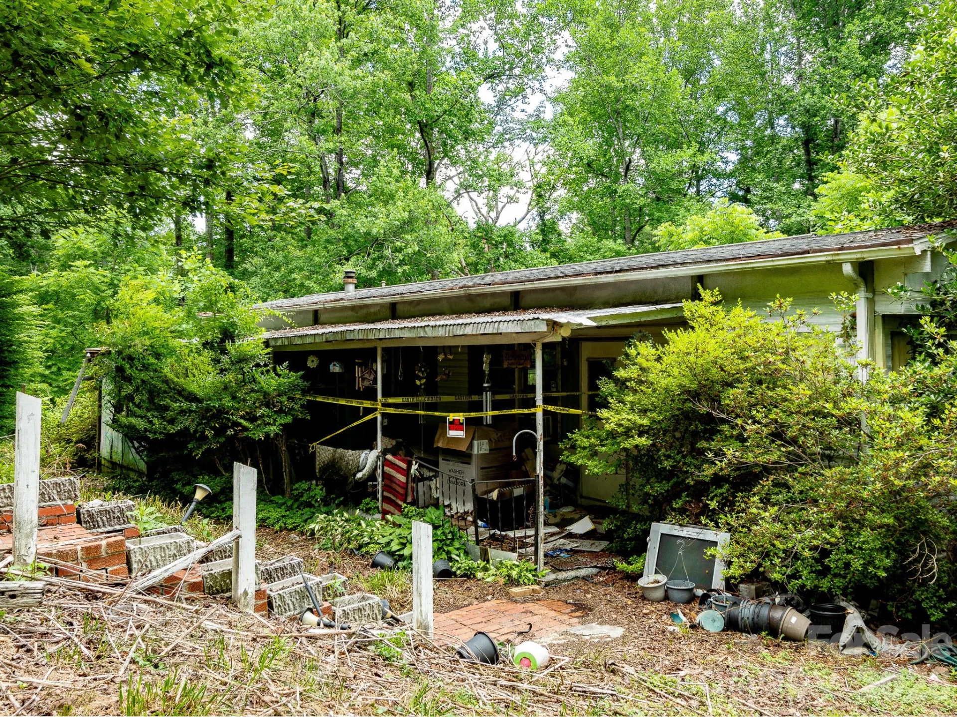 82 Englewood Drive - Photo 11