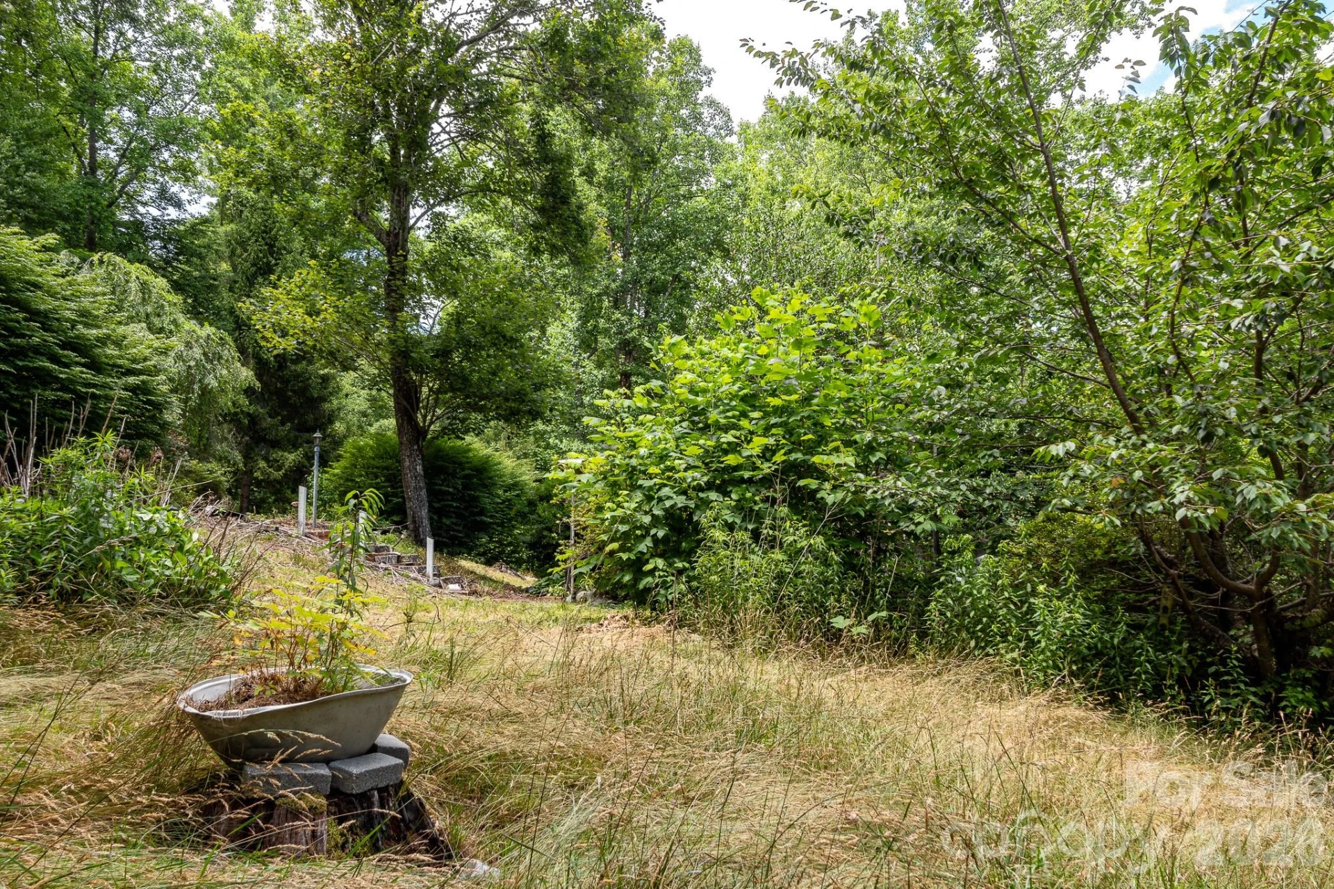 82 Englewood Drive - Photo 14