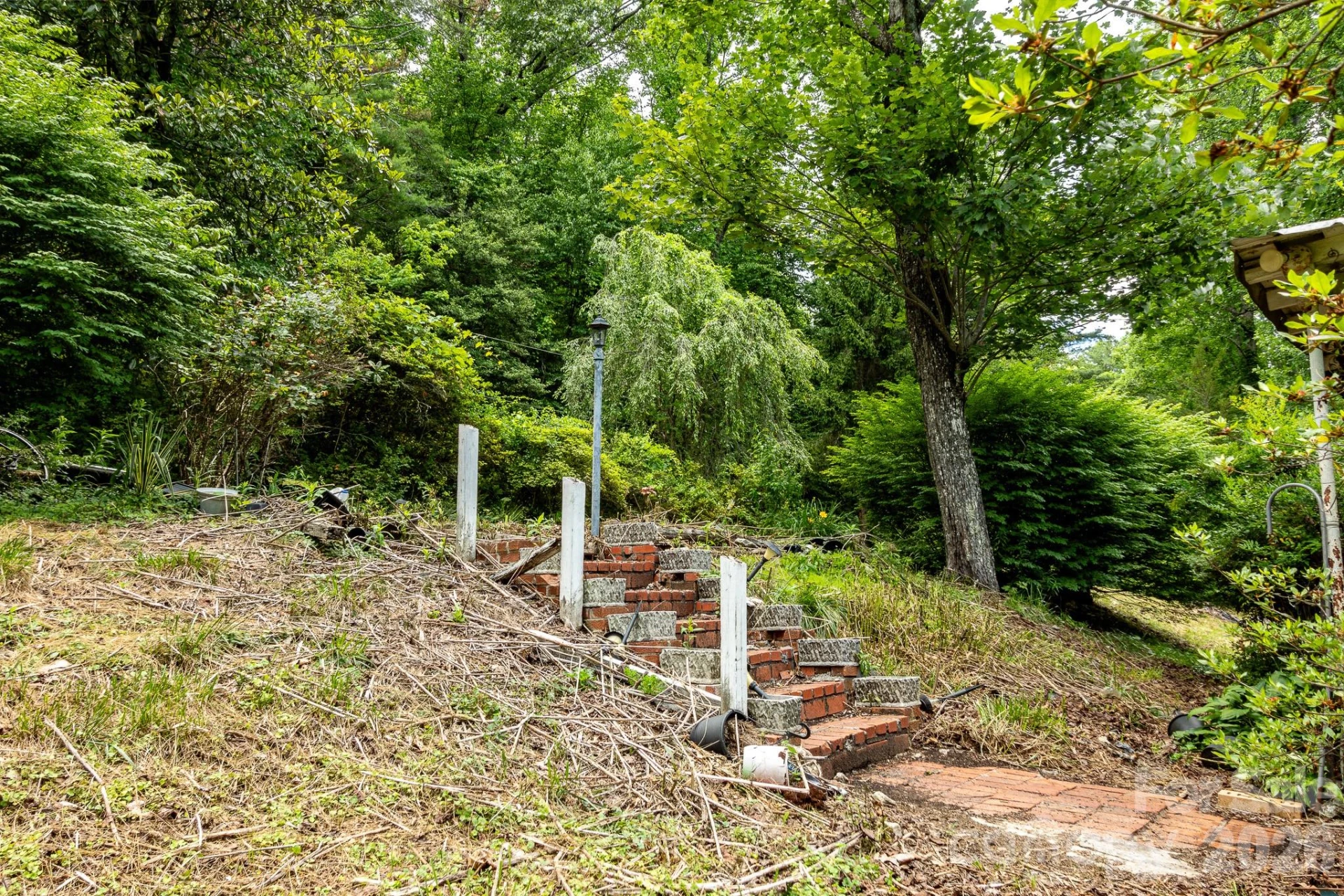 82 Englewood Drive - Photo 21