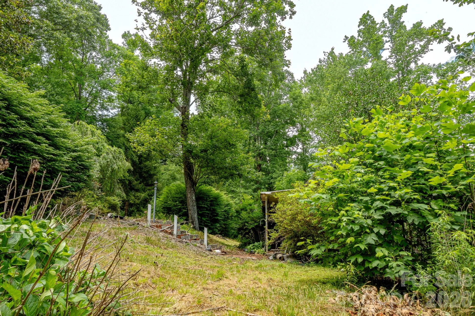 82 Englewood Drive - Photo 23