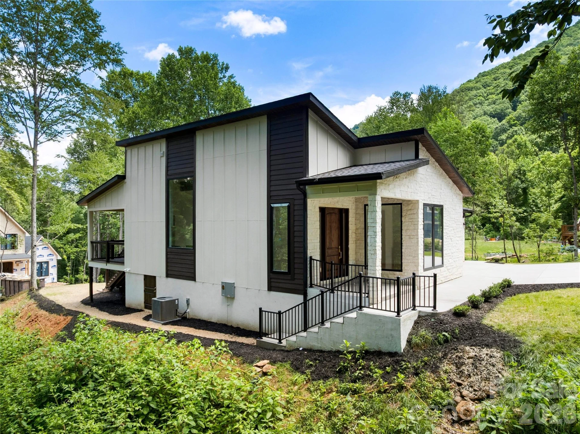 23 Early Spring Way - Photo 2