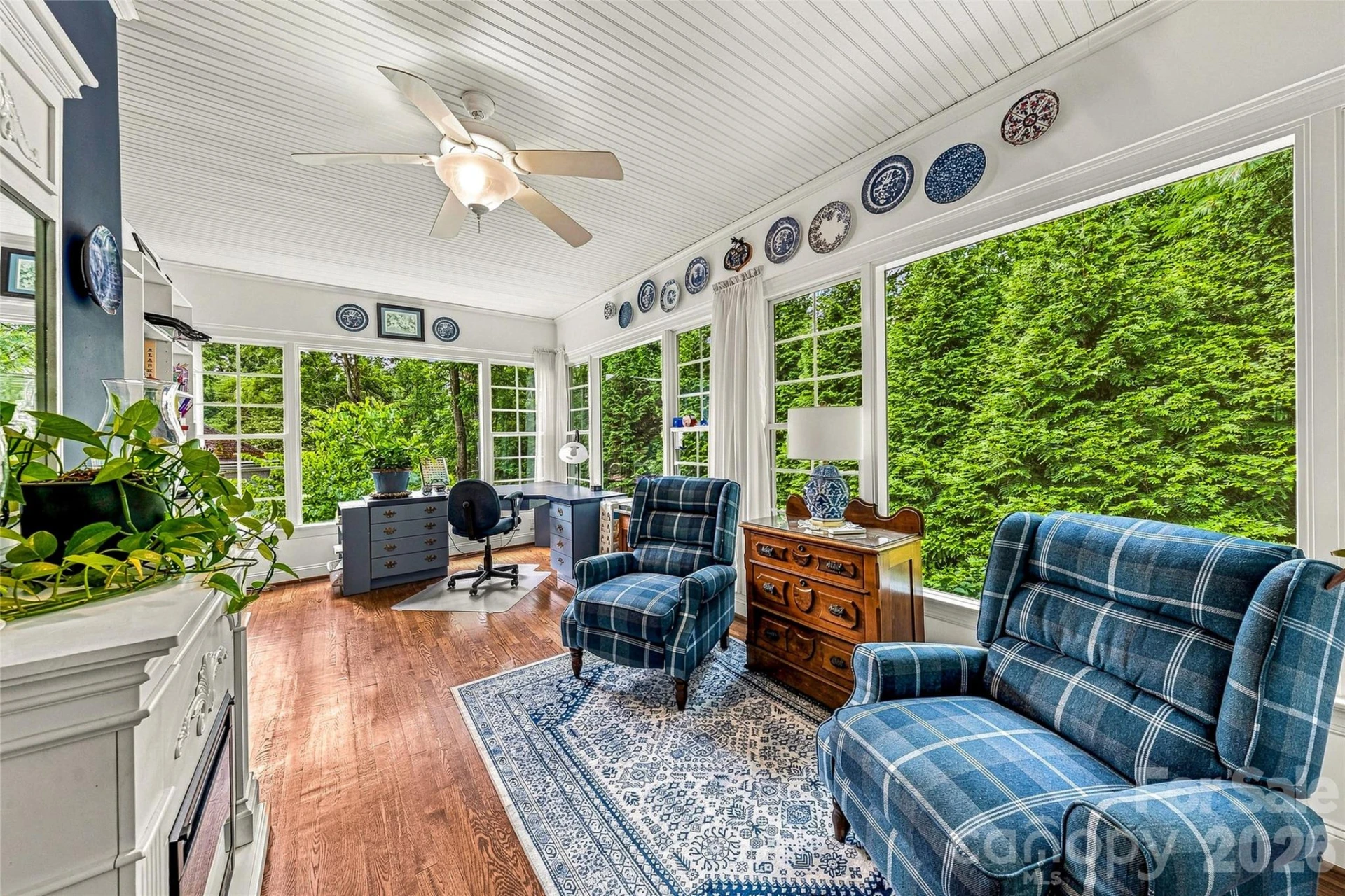 11 Tiverton Lane - Photo 8