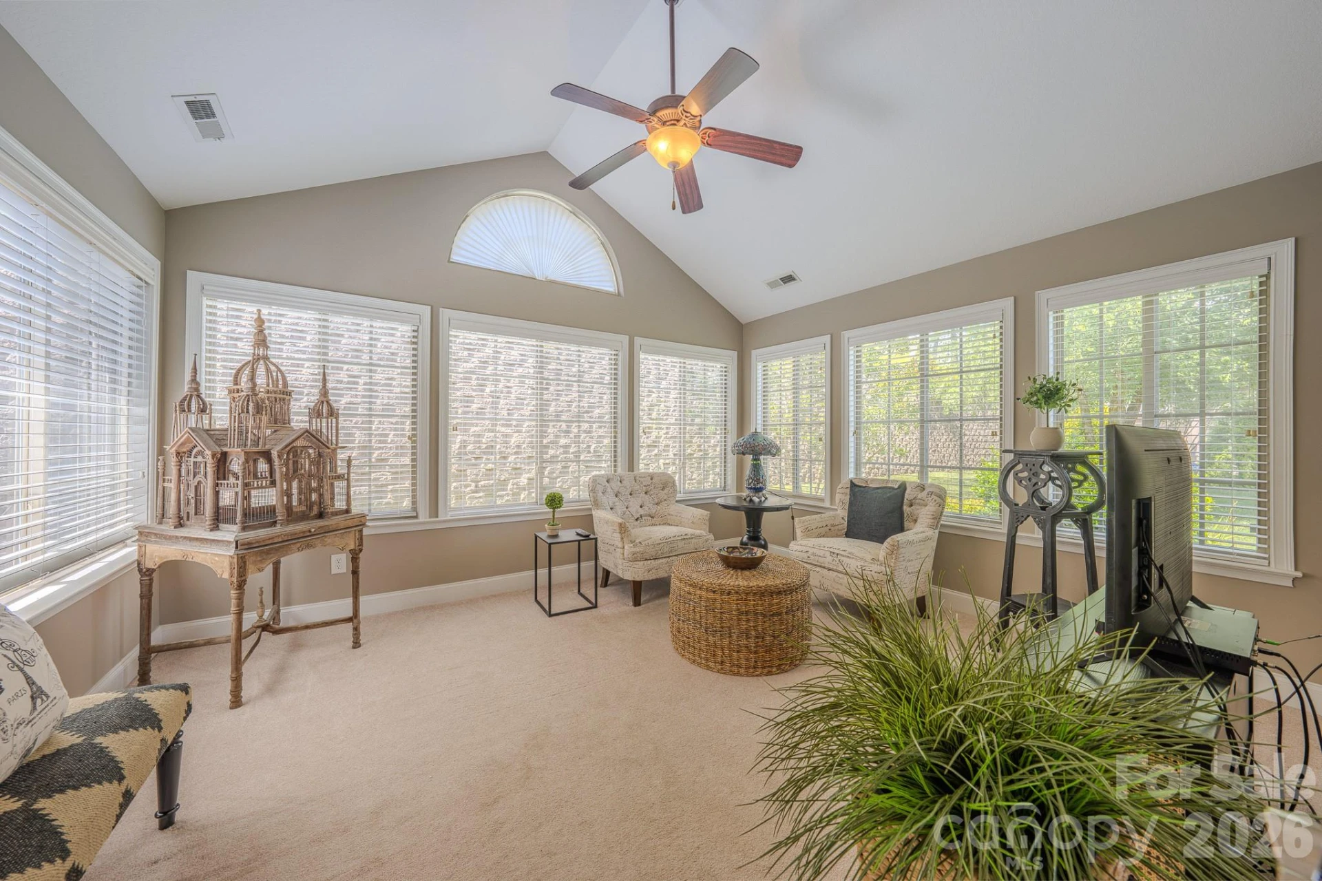 52 Mountain Meadow Circle - Photo 2