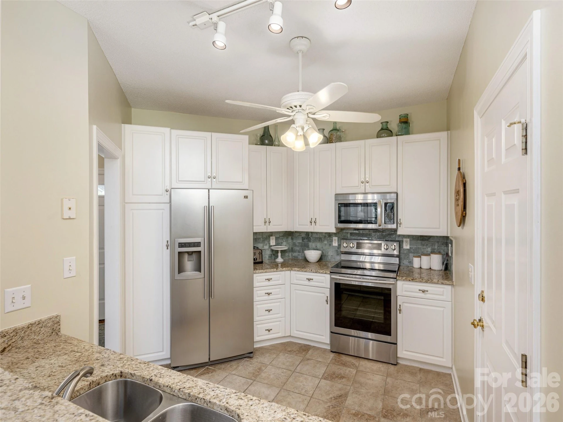 171 Ashefield Court - Photo 15