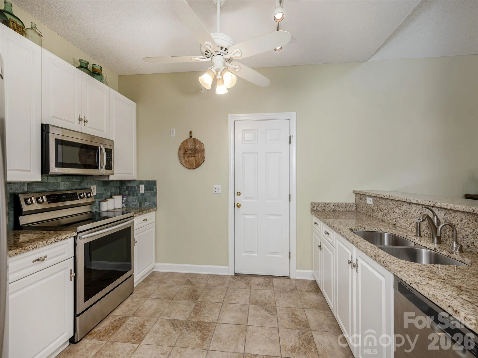 171 Ashefield Court - Photo 16