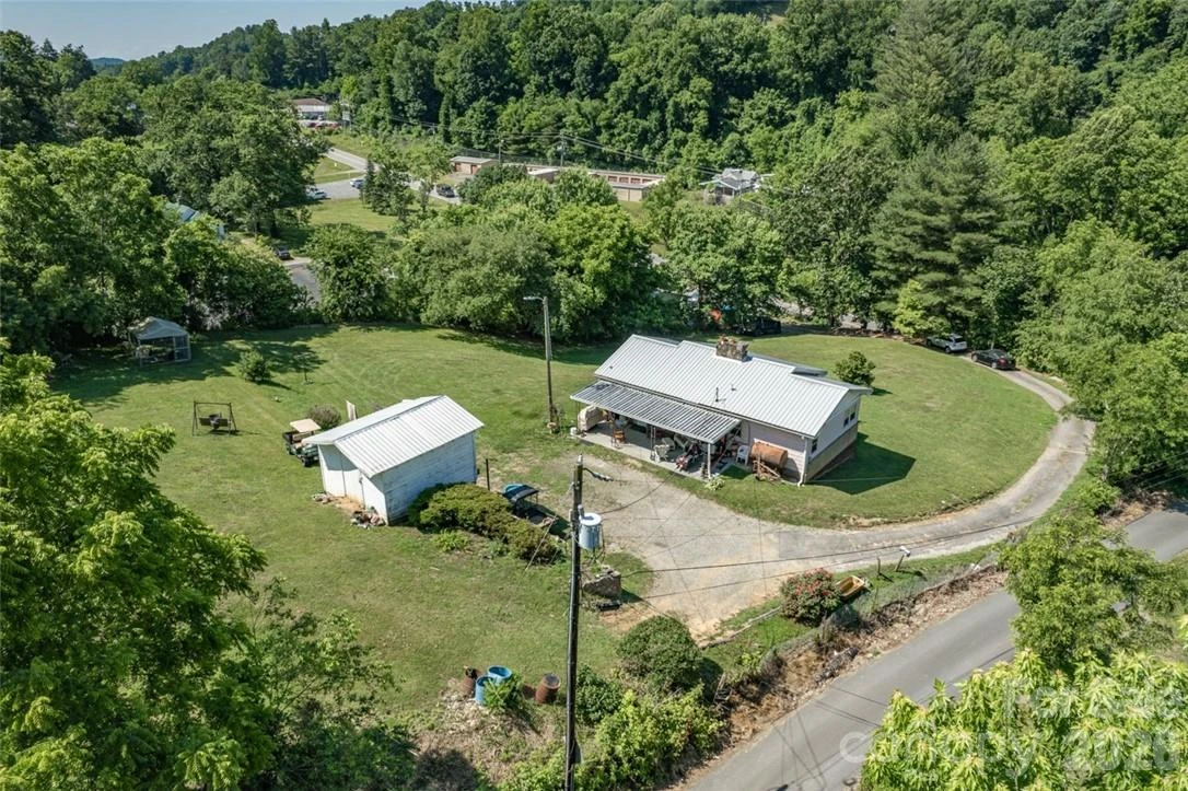 415 Weaverville Road - Photo 40