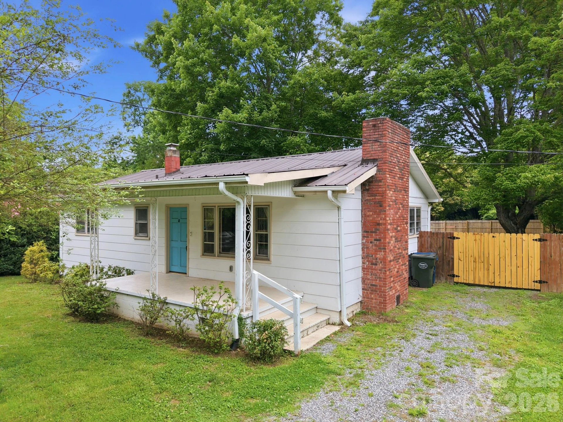 31 Edwards Street - Photo 2