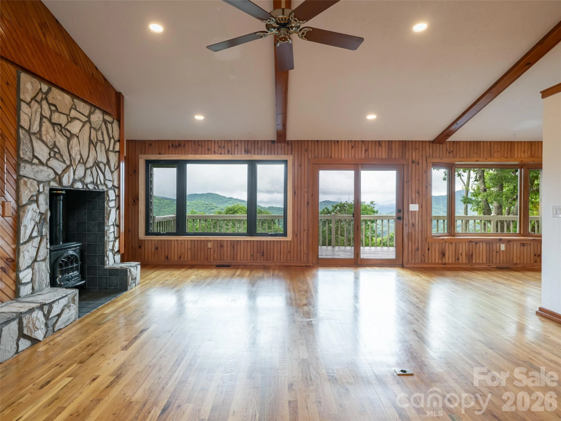 243 Pioneer Ridge Road - Photo 9