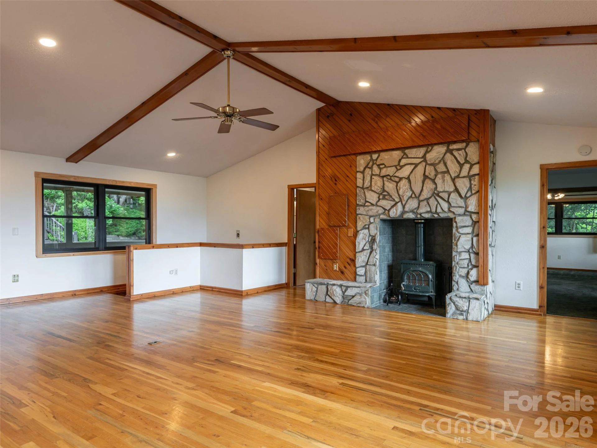 243 Pioneer Ridge Road - Photo 10