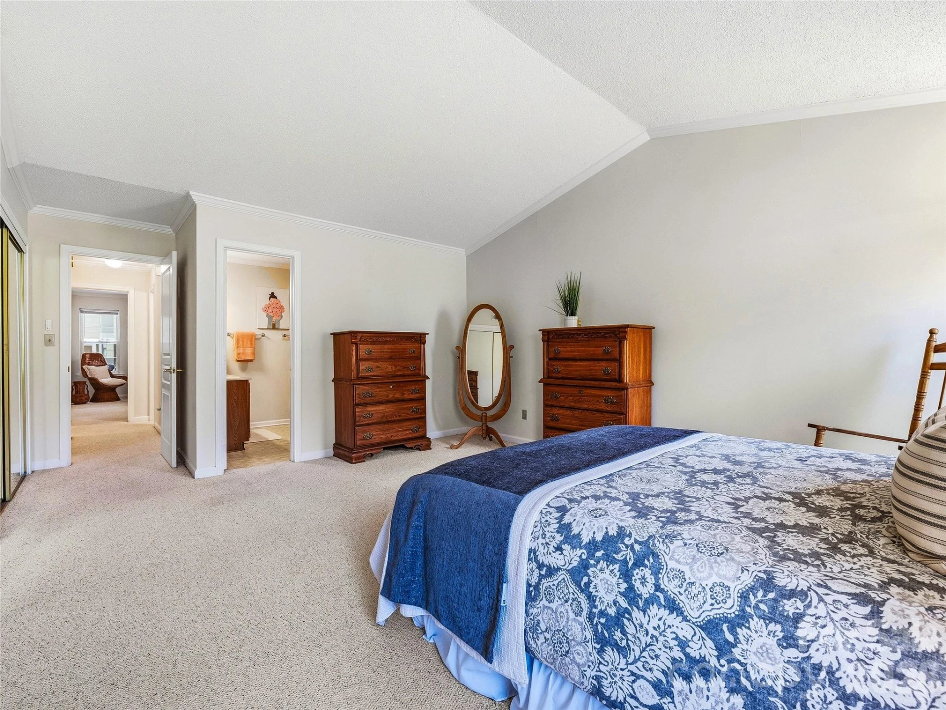 102 Rough Point Court - Photo 18