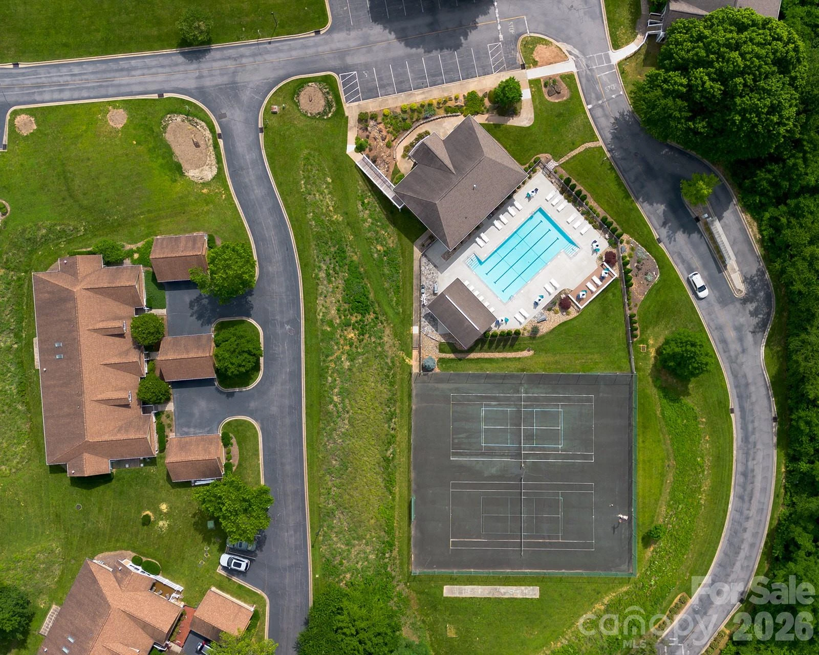 102 Rough Point Court - Photo 32