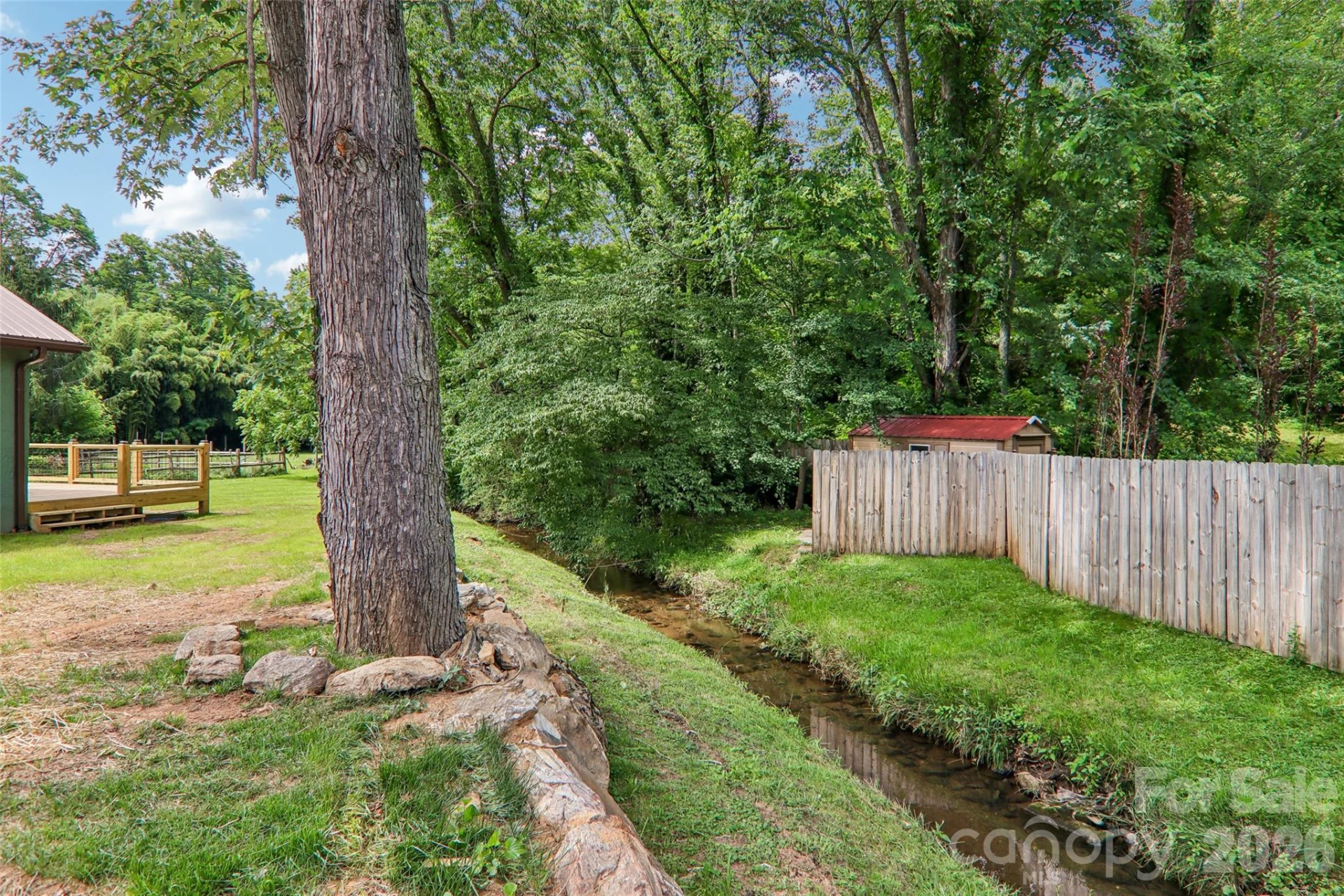 169 East Street - Photo 4