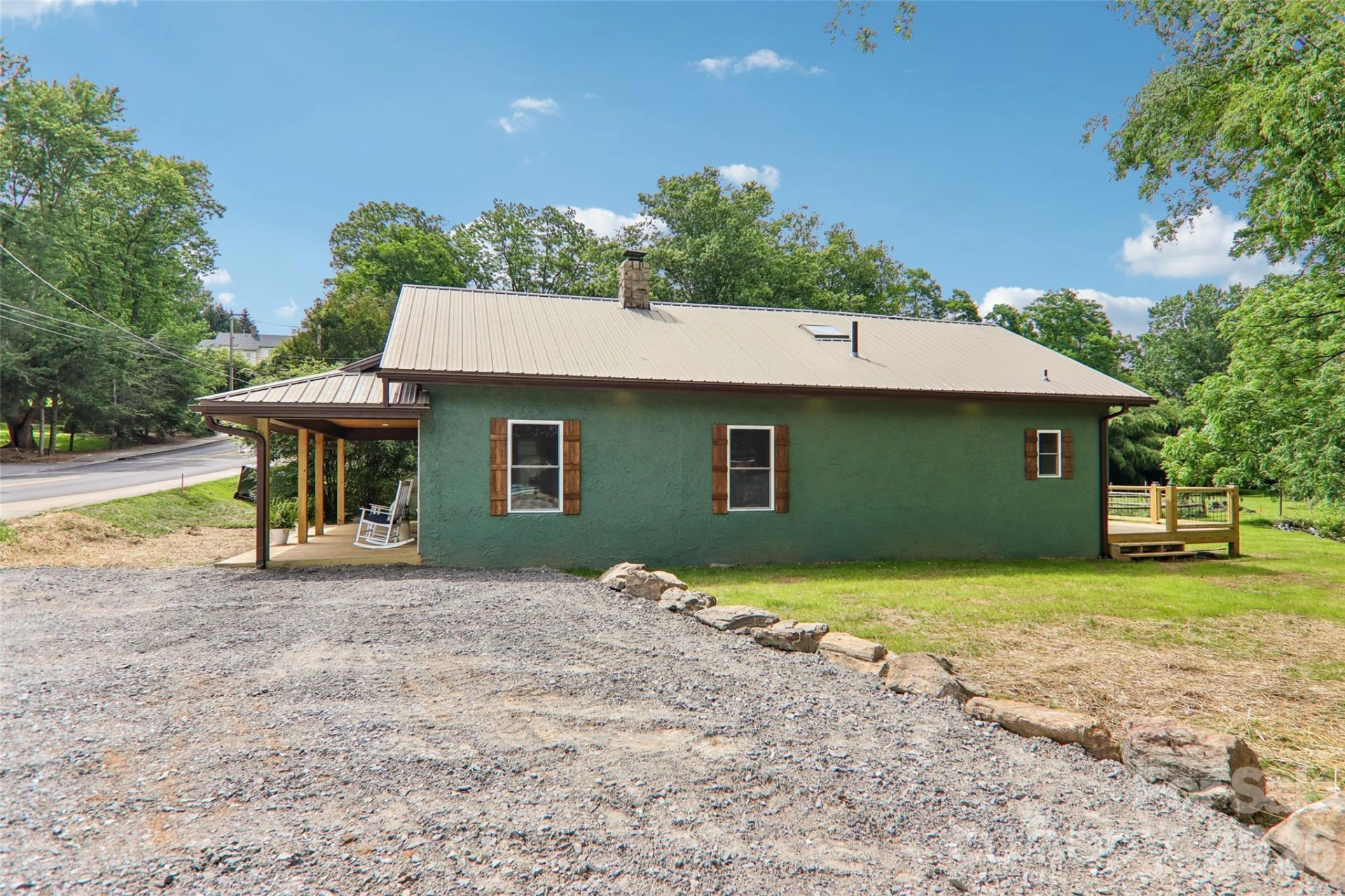 169 East Street - Photo 5
