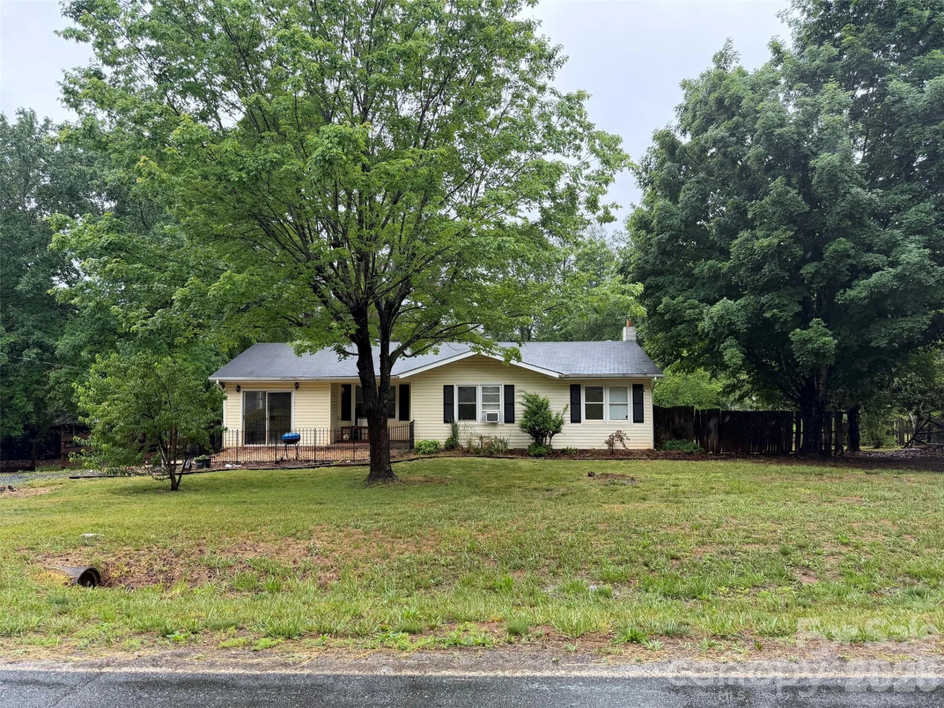 2723 Tatertown Loop - Photo 2
