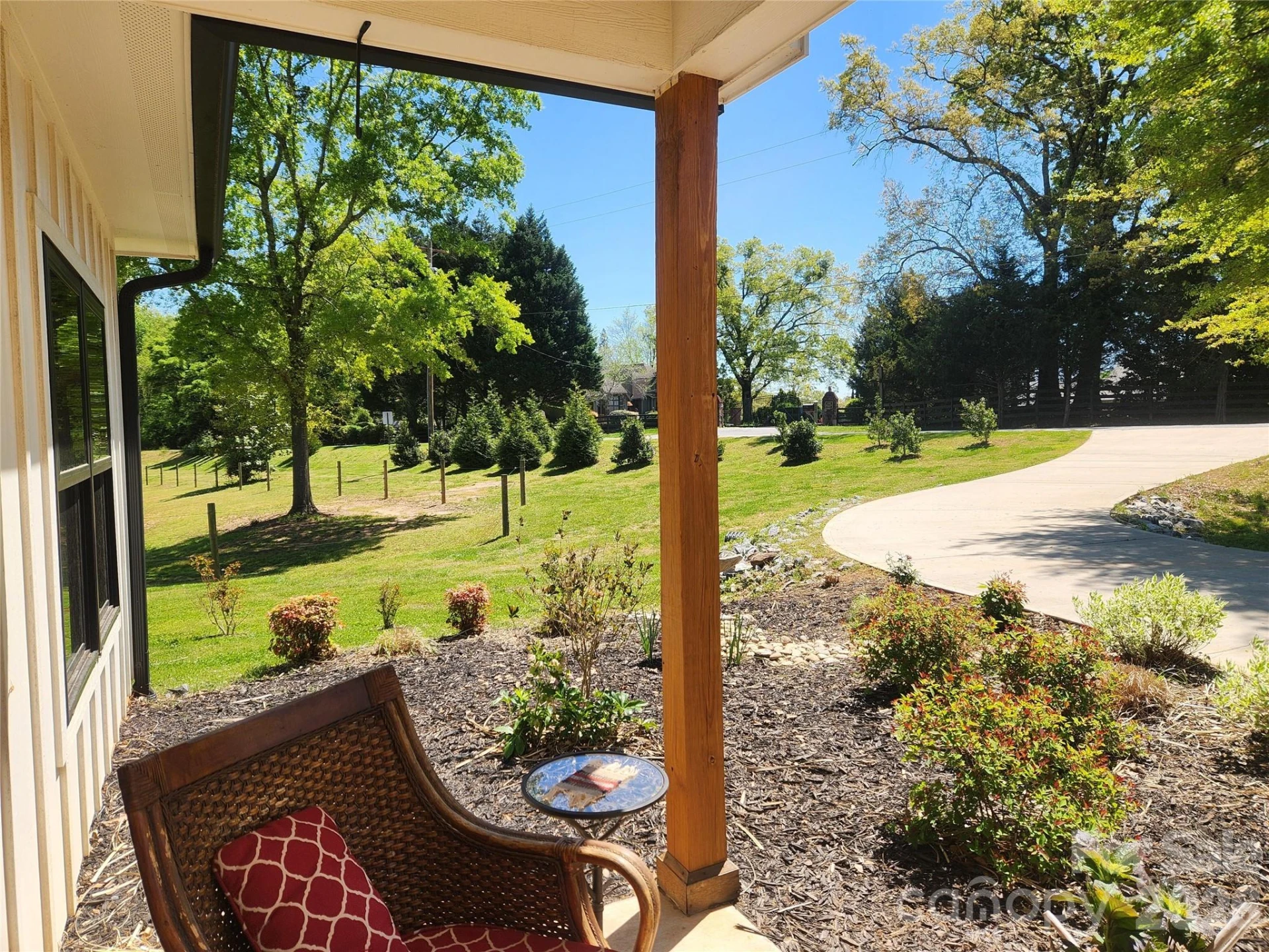 4085 Hunting Country Road - Photo 2