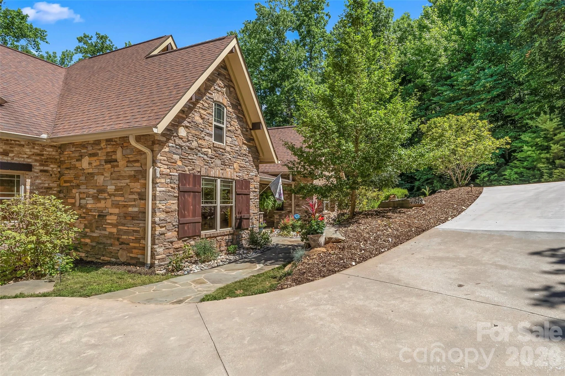 1313 High Trail Drive - Photo 5