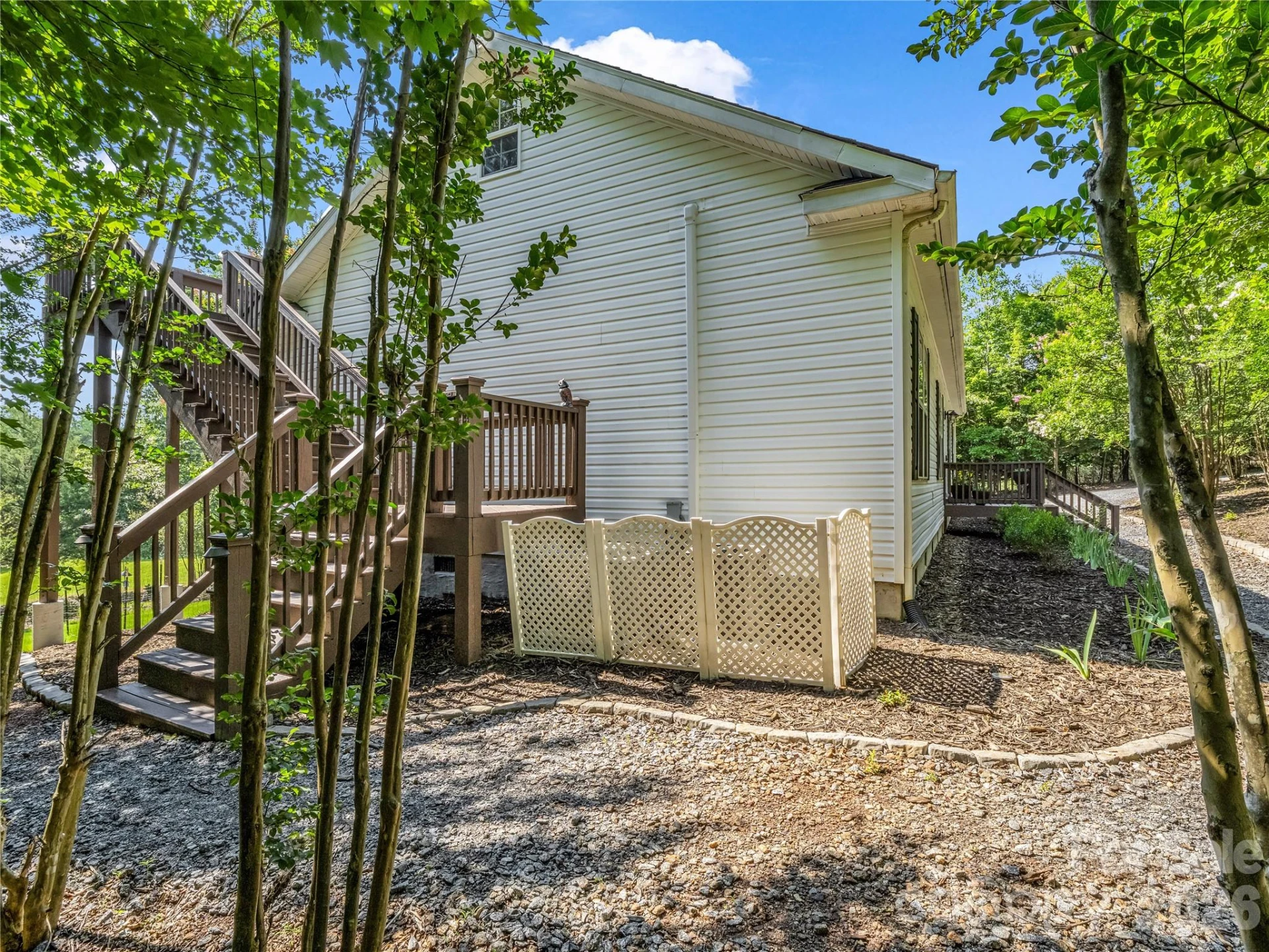 138 Elliott Lane - Photo 5