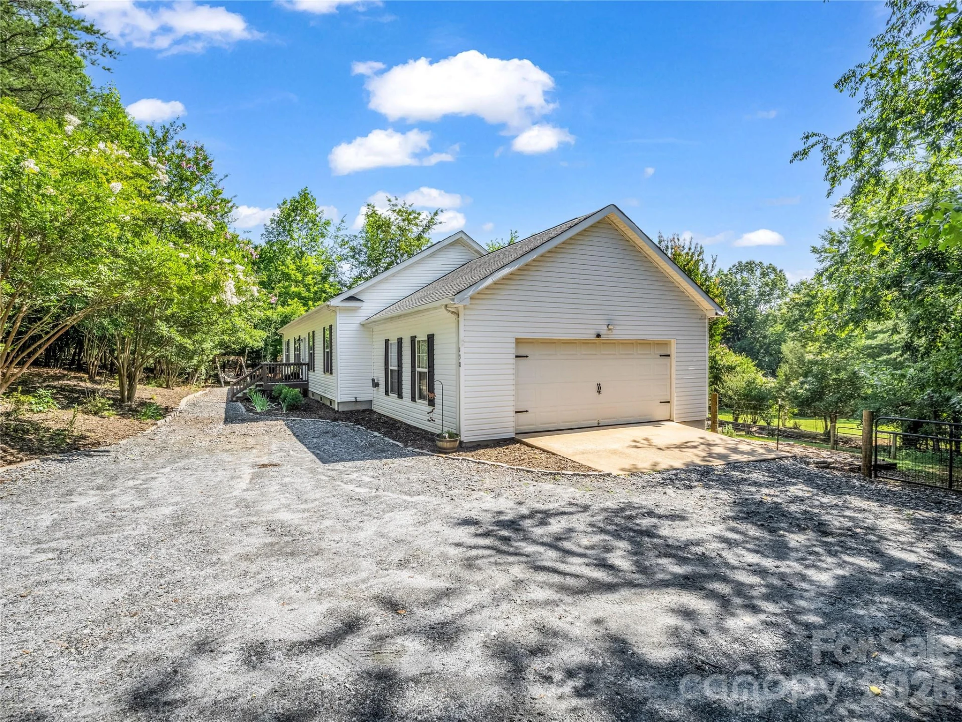 138 Elliott Lane - Photo 8