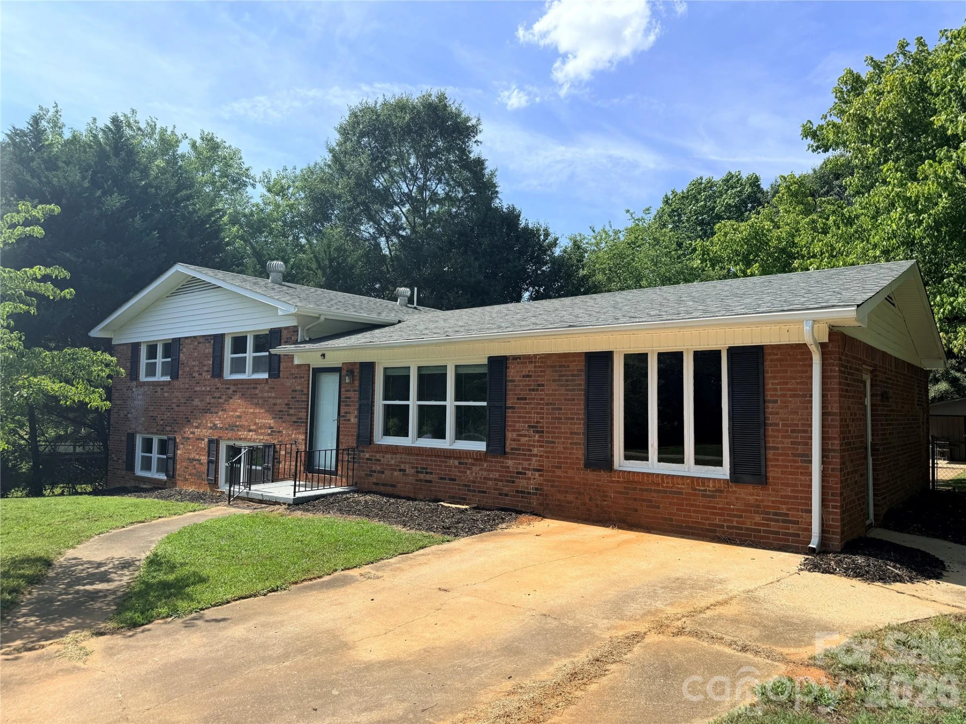 267 Hoopaugh Avenue - Photo 2