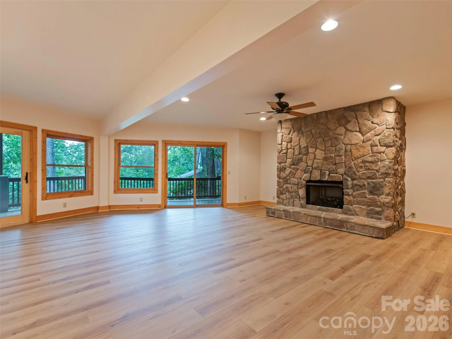 20 Sarah Court - Photo 41