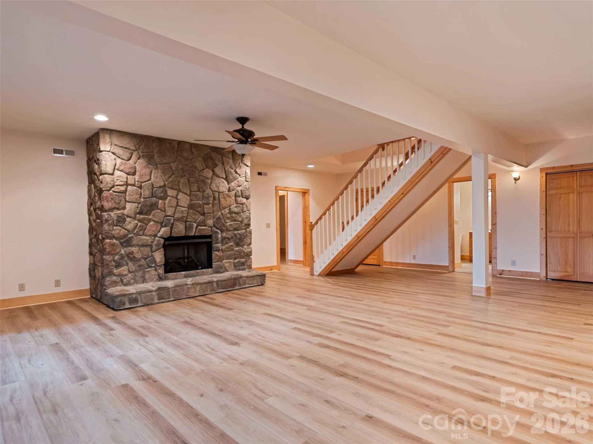 20 Sarah Court - Photo 42