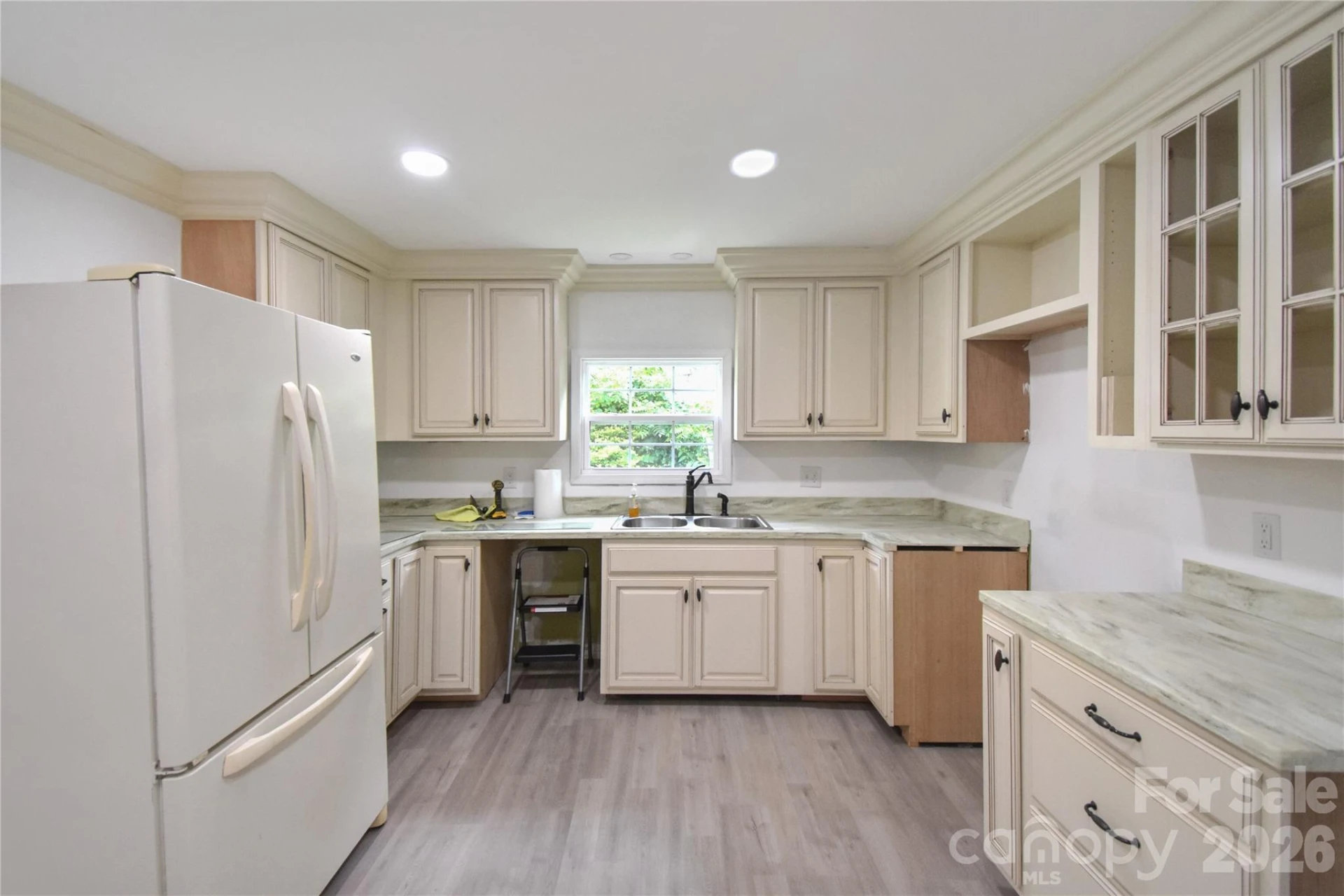 622 Green Street Loop - Photo 3