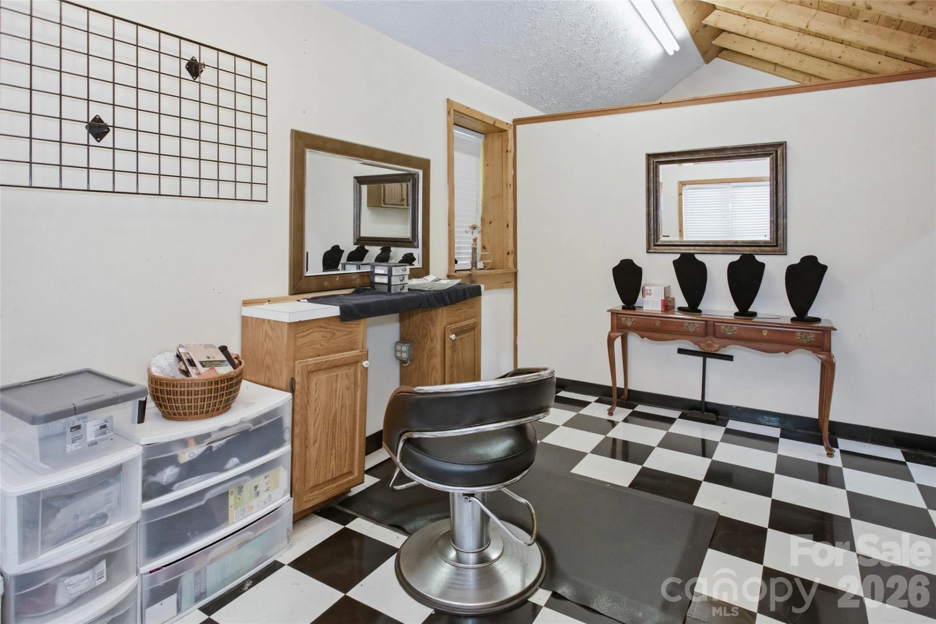 295 W Haywood Street - Photo 20